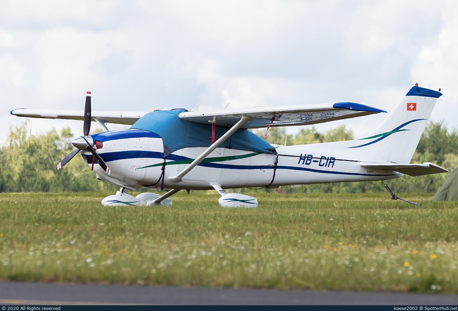 Photo of HB-CIR - Cessna 182Q Skylane II operated by Motorfluggruppe Basel