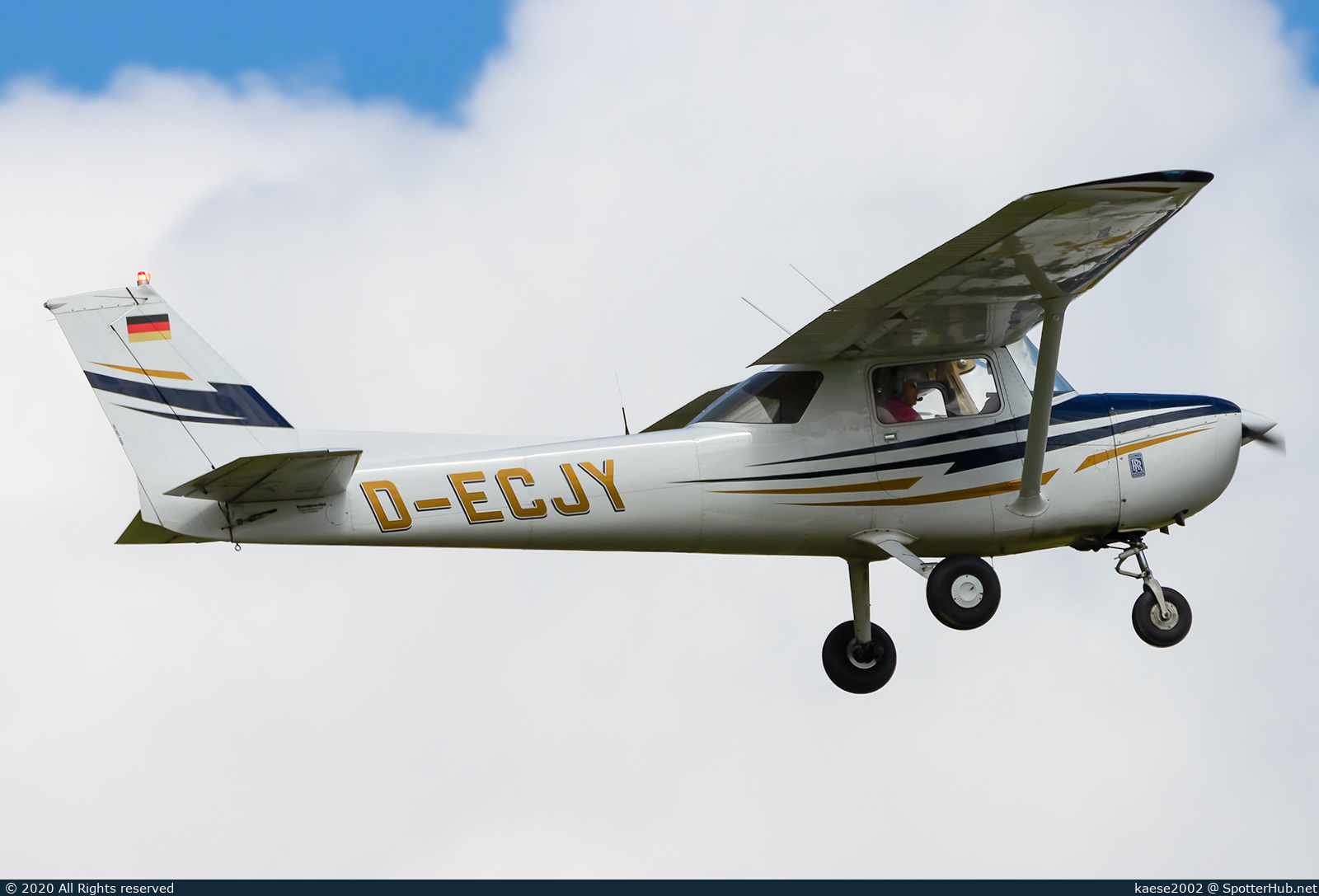 Photo of D-ECJY - Reims-Cessna F150L operated by Fliegerclub Erding