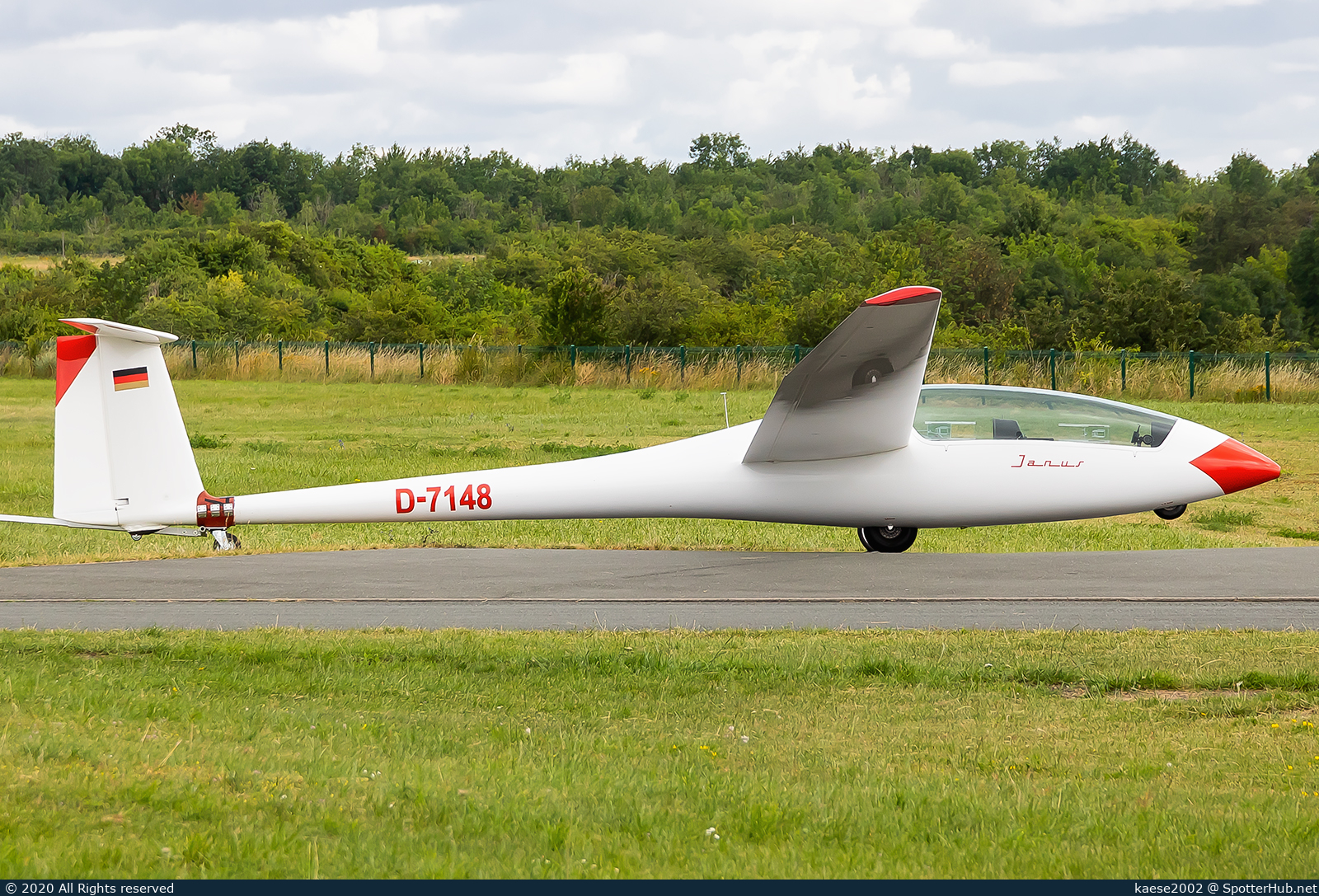 Photo of D-7148 - Schempp-Hirth Janus operated by Private