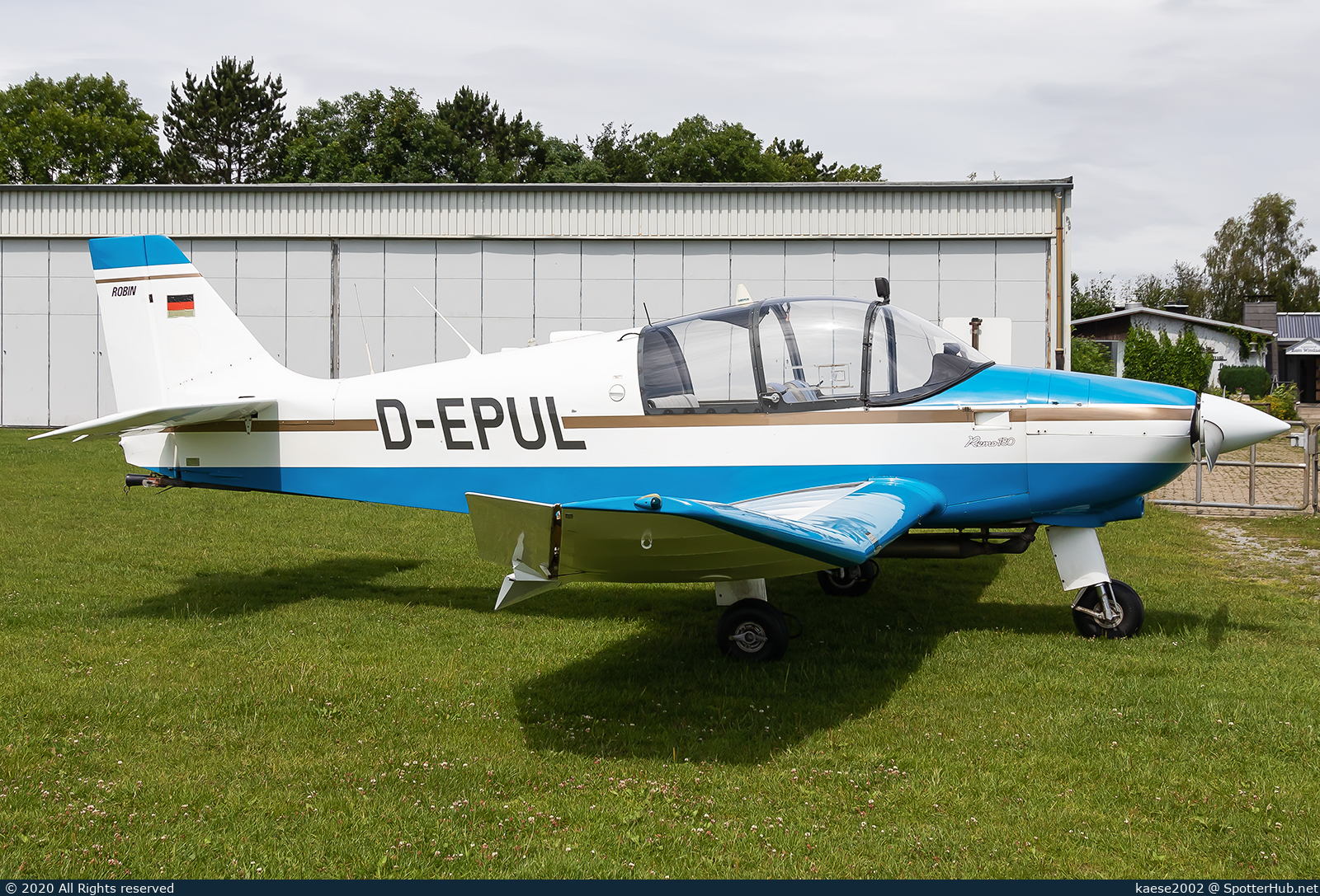 Photo of D-EPUL - Robin DR300/180R Remorqueur operated by Luftsportverein Hegenscheid