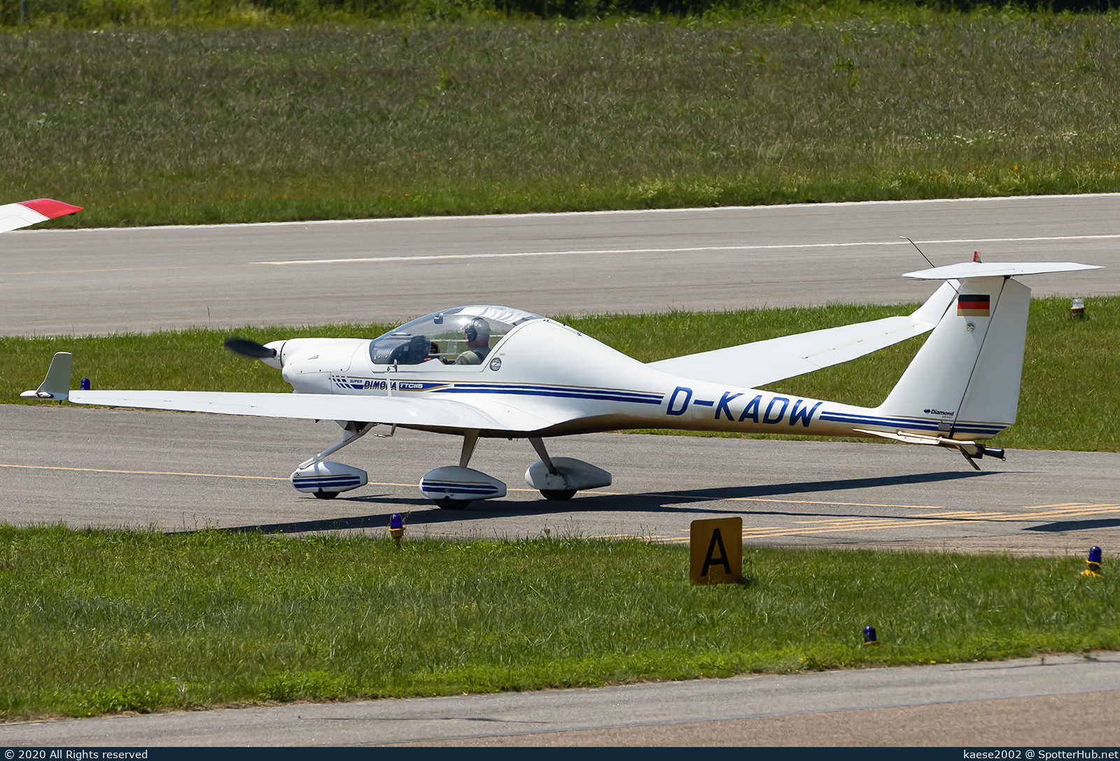 Photo of D-KADW - Diamond HK36TTC Super Dimona operated by Luftsportverein Straubing