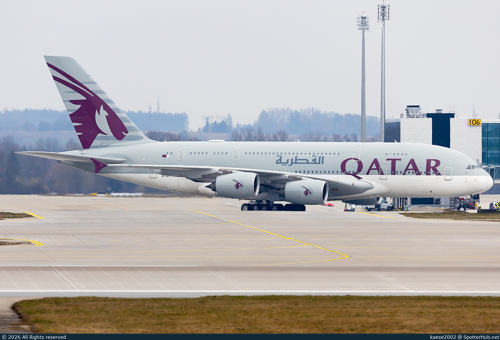 Photo of A7-API - Airbus A380-861 operated by Qatar Airways