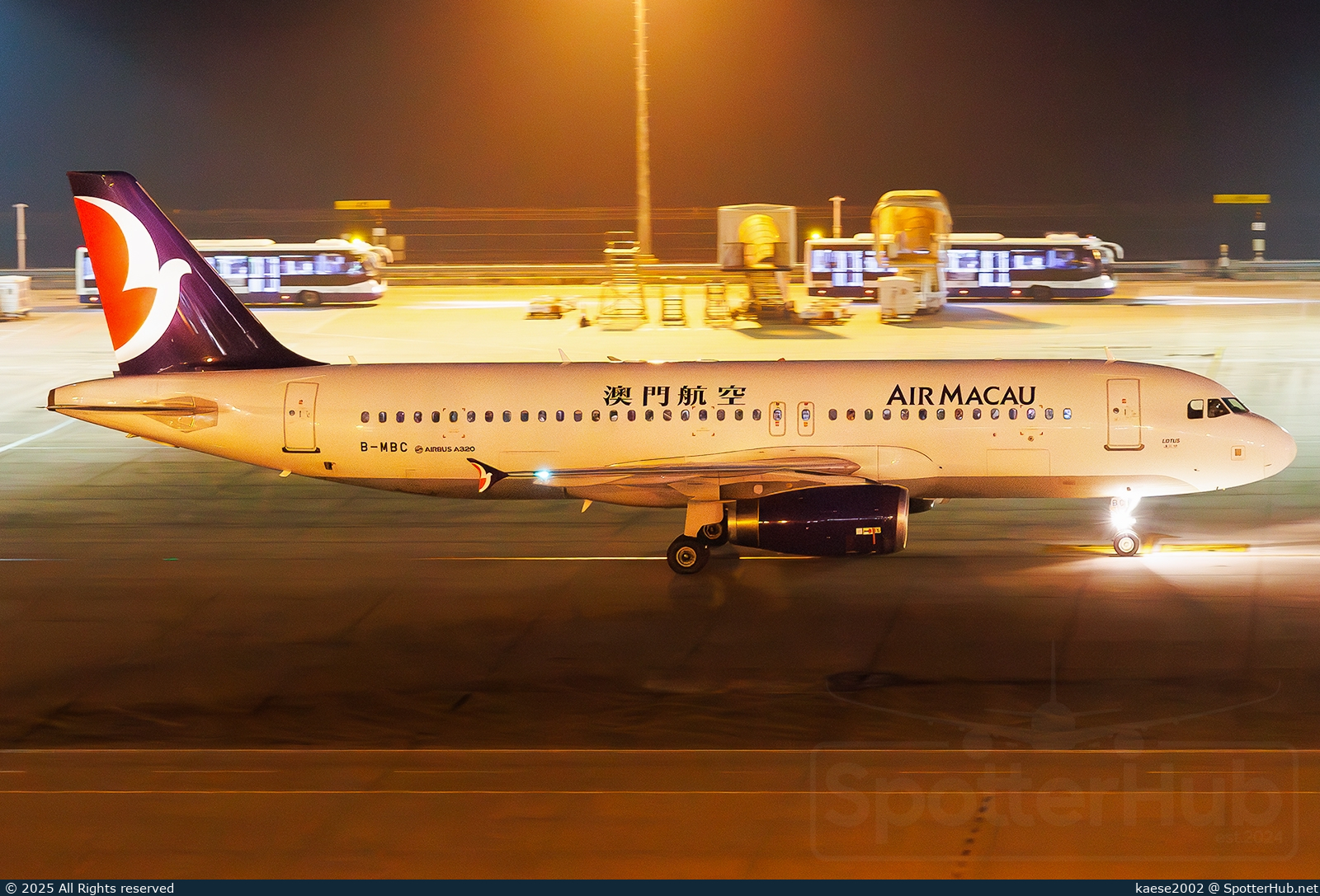Photo of B-MBC - Airbus A320-232 operated by Air Macau