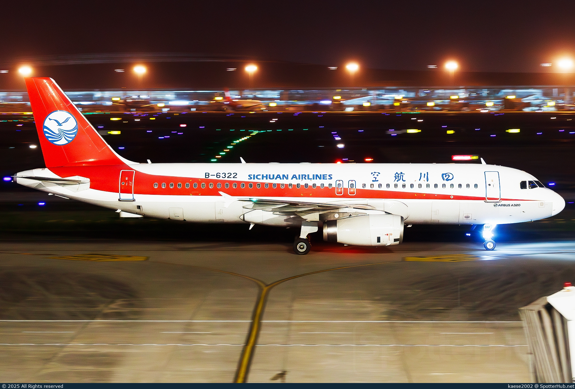 Photo of B-6322 - Airbus A320-232 operated by Sichuan Airlines