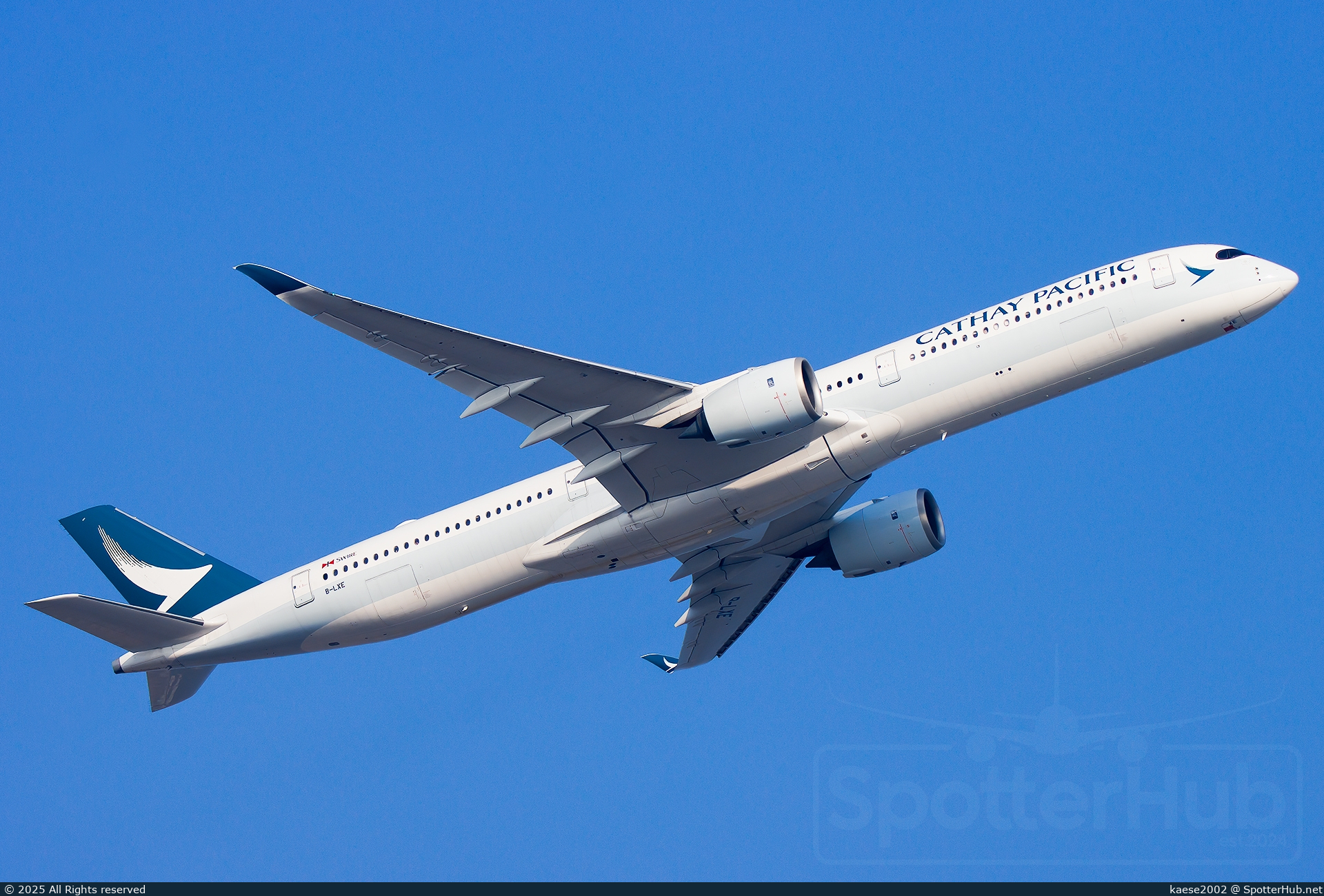 Photo of B-LXE - Airbus A350-1041 operated by Cathay Pacific Airways