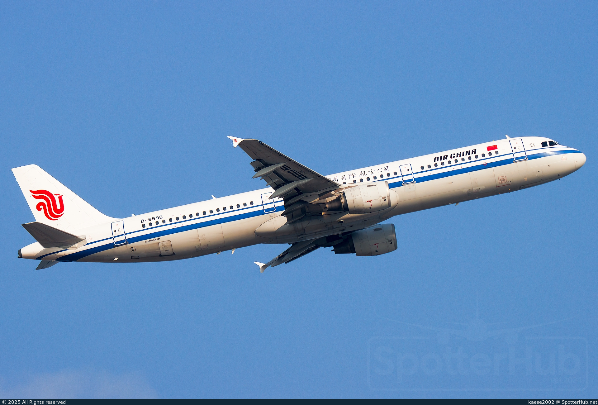 Photo of B-6596 - Airbus A321-213 operated by Air China