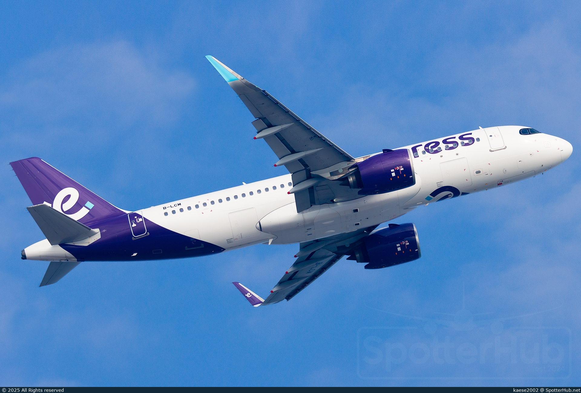 Photo of B-LCM - Airbus A320-271N operated by Hong Kong Express