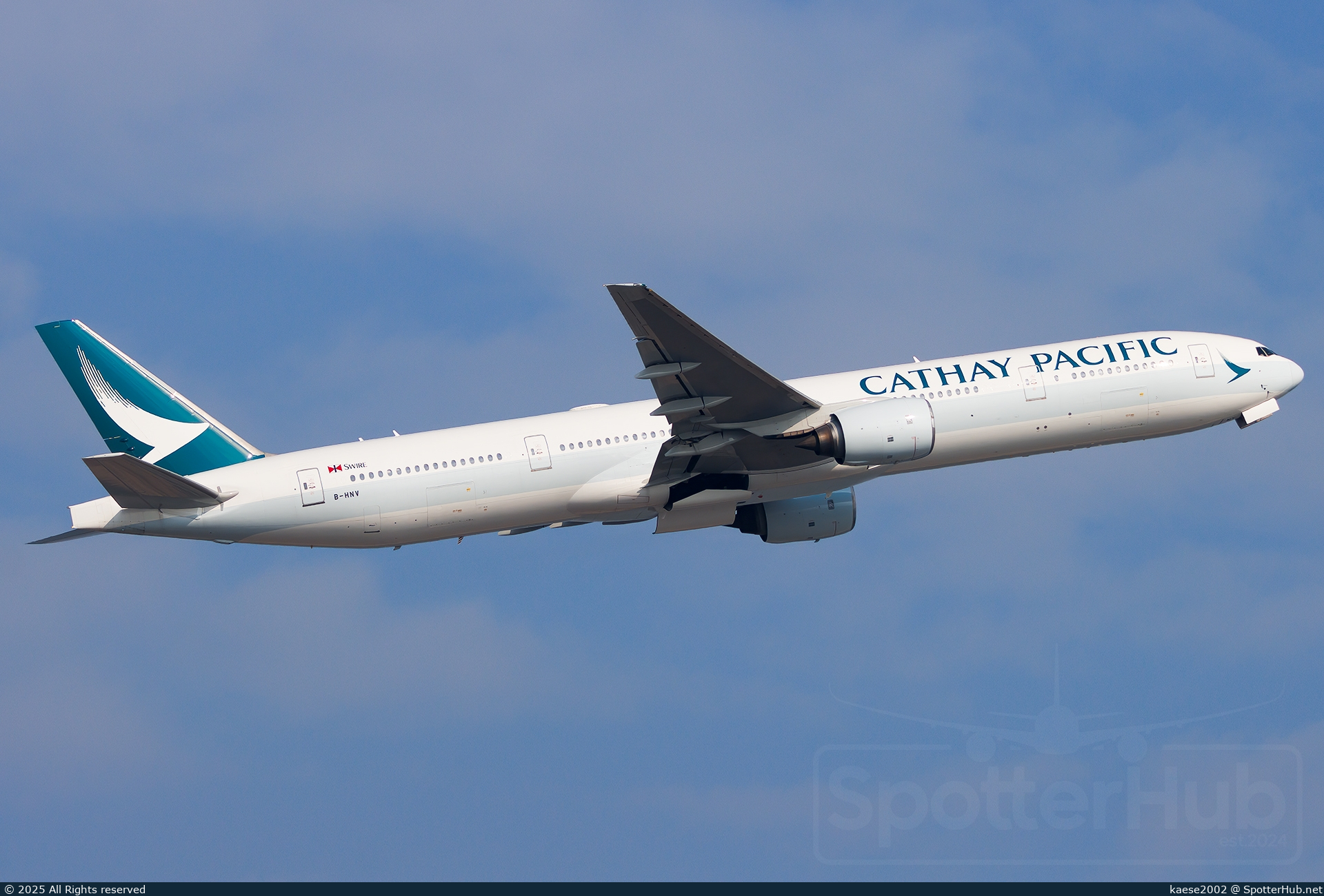 Photo of B-HNV - Boeing 777-31H operated by Cathay Pacific Airways