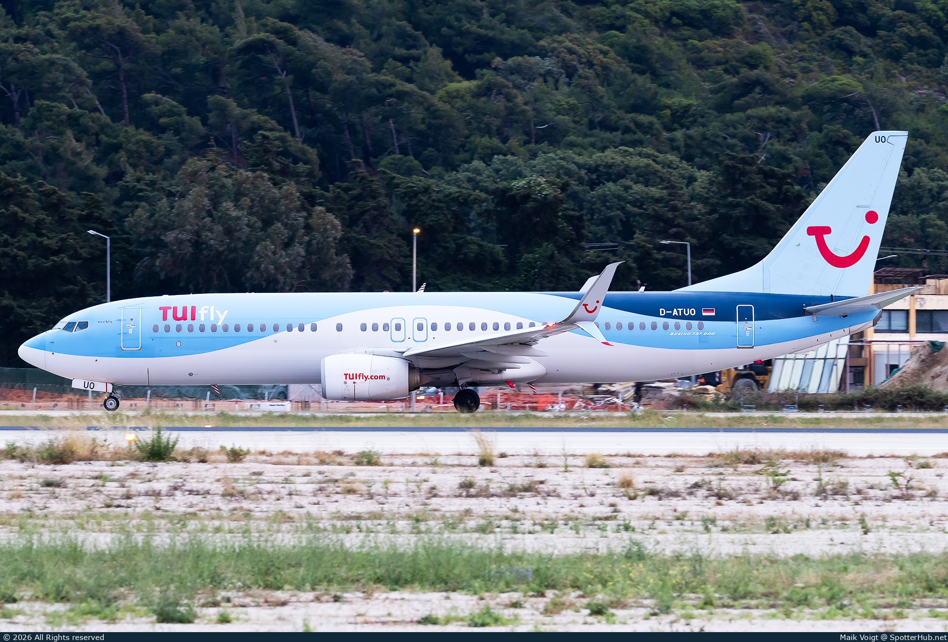 Photo of D-ATUO - Boeing 737-8K5 operated by TUIfly