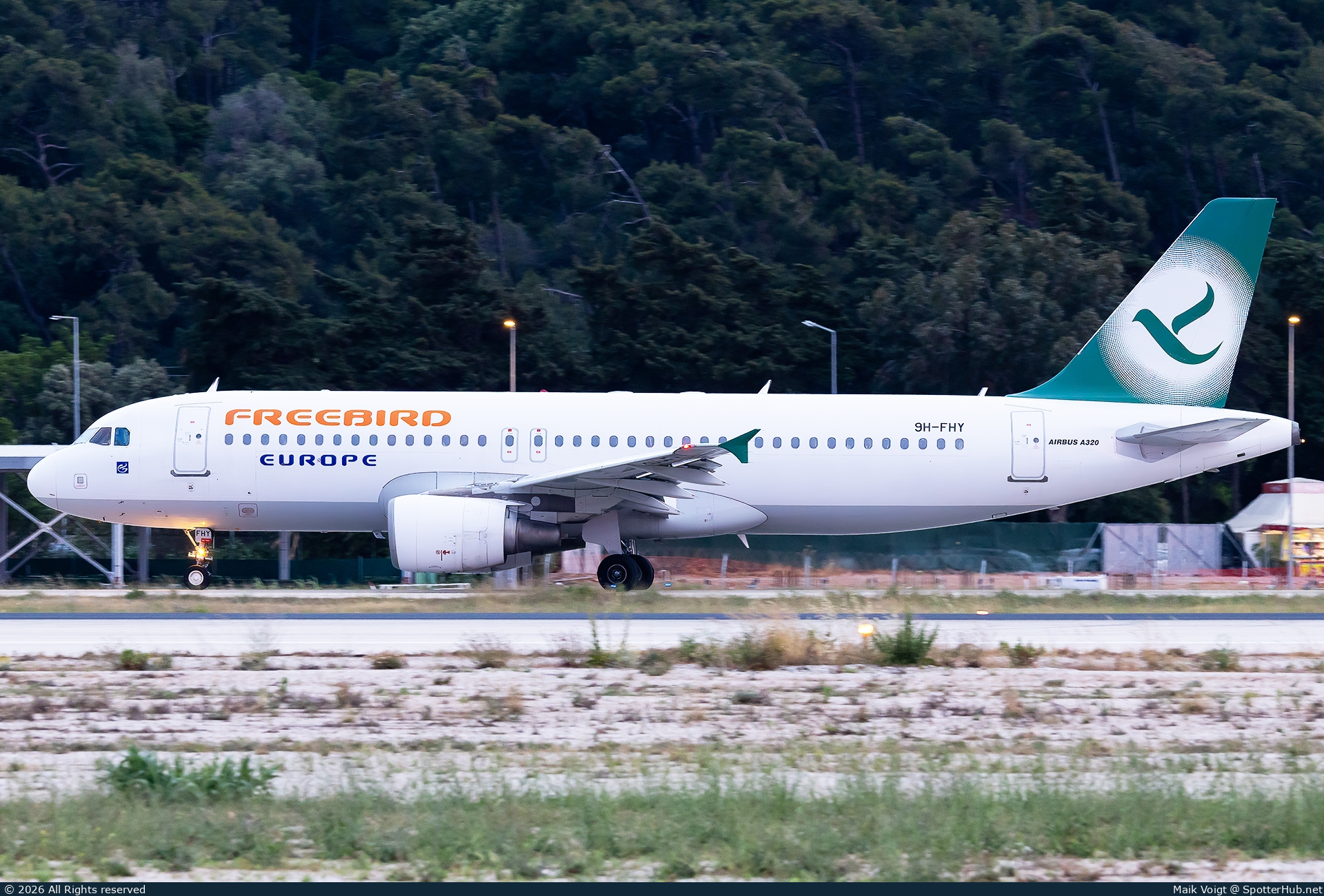 Photo of 9H-FHY - Airbus A320-214 operated by Freebird Airlines Europe