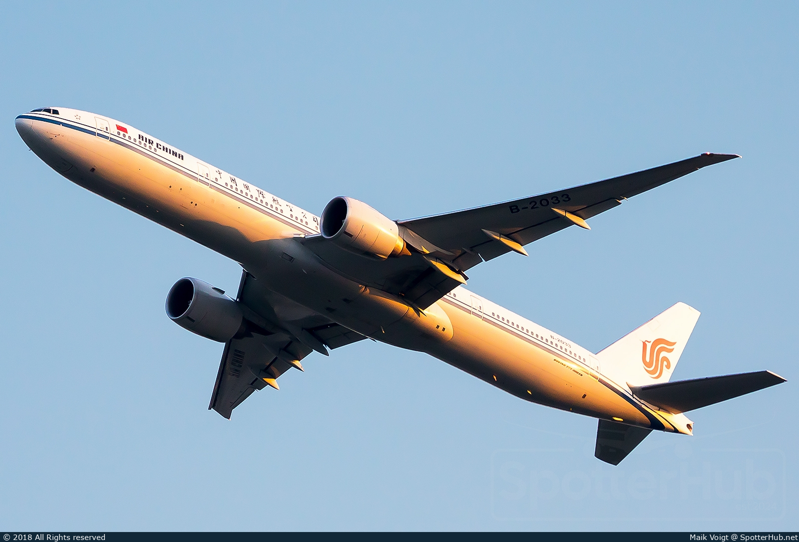 Photo of B-2033 - Boeing 777-39L(ER) operated by Air China