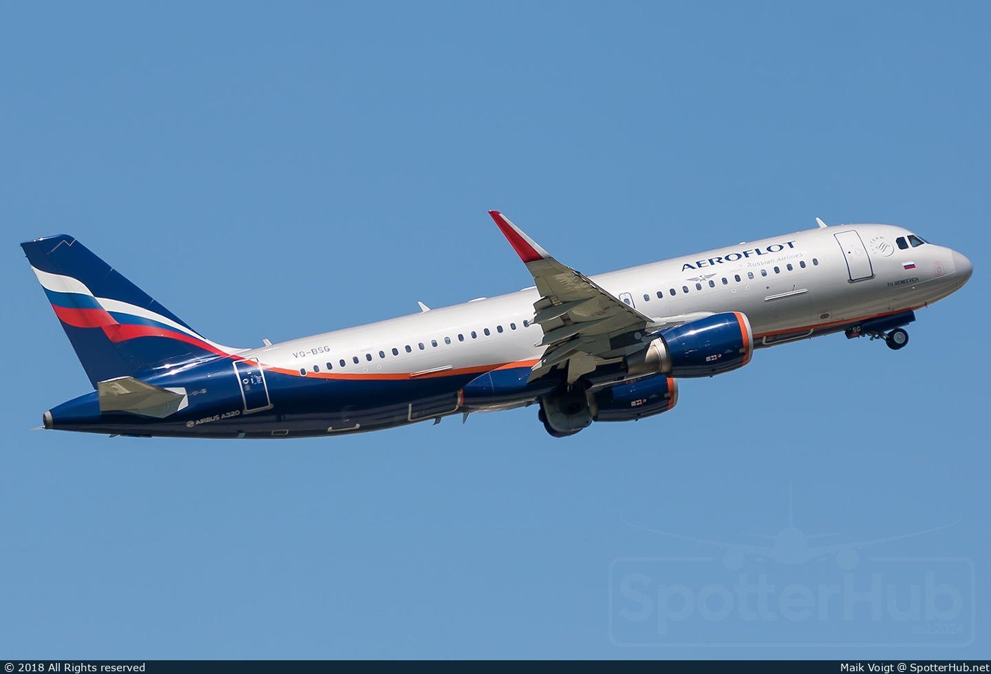 Photo of VQ-BSG - Airbus A320-214 operated by Aeroflot