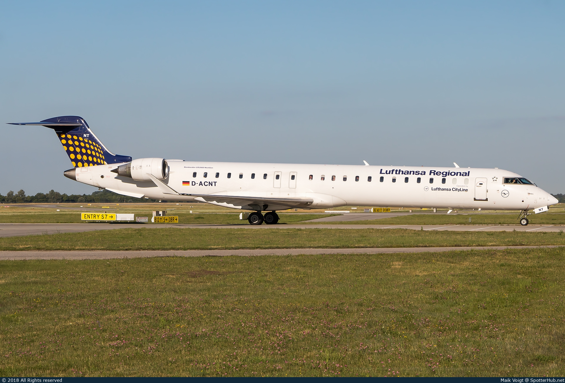 Photo of D-ACNT - Bombardier CRJ-900LR operated by Lufthansa CityLine