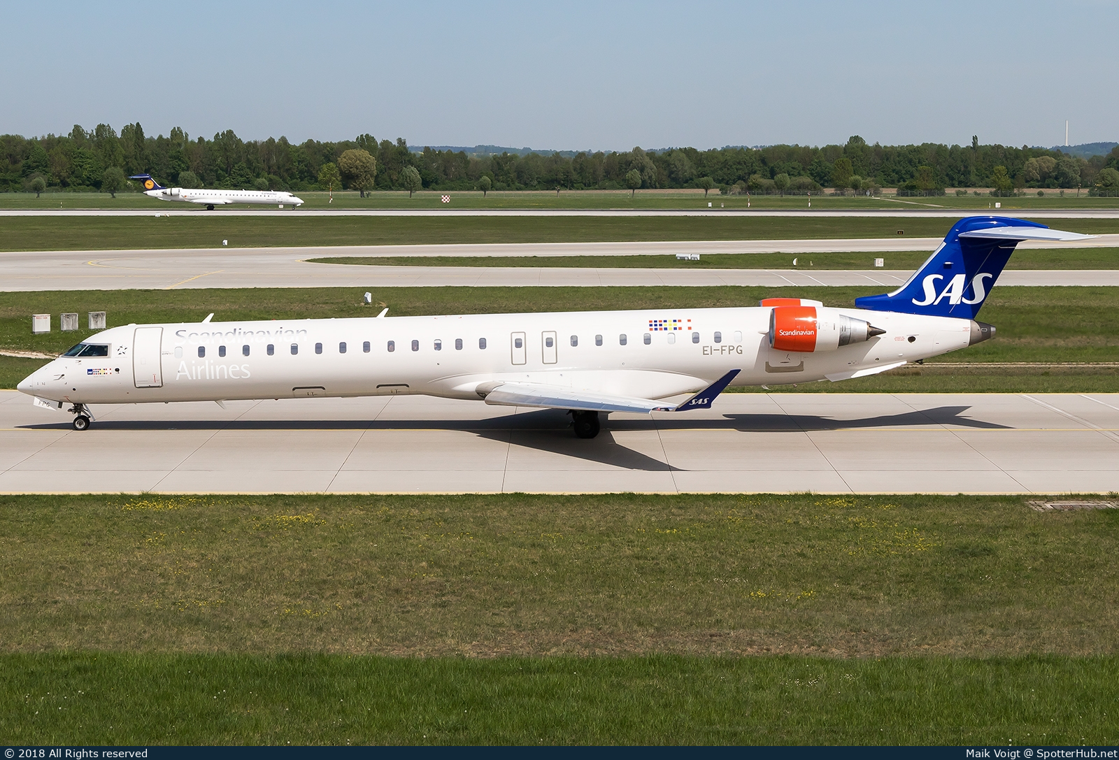 Photo of EI-FPG - Bombardier CRJ-900LR operated by SAS Scandinavian Airlines (opb CityJet)