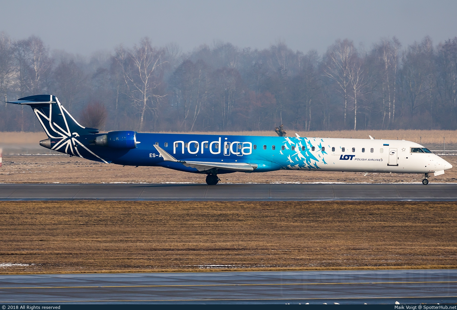 Photo of ES-ACD - Bombardier CRJ-900ER operated by Nordica (opb Regional Jet)