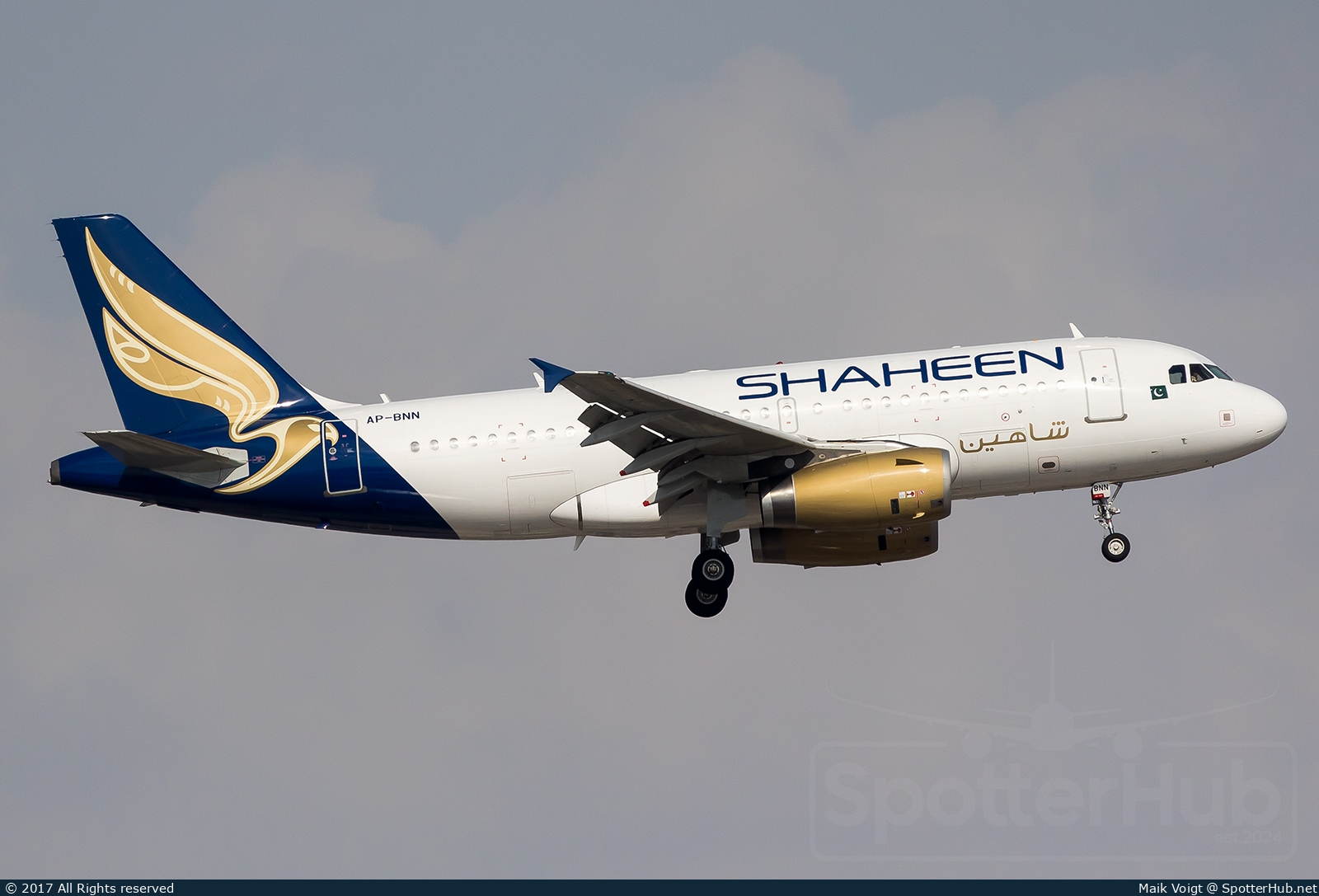 Photo of AP-BNN - Airbus A319-132 operated by Shaheen Air