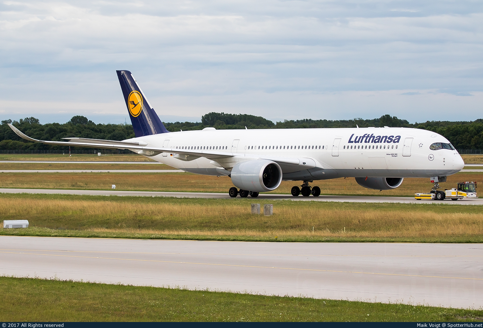 Photo of D-AIXB - Airbus A350-941 operated by Lufthansa