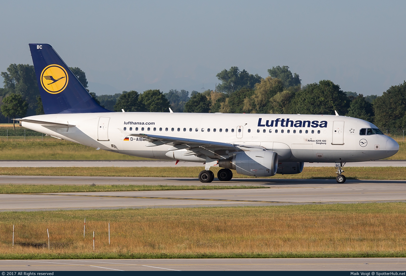 Photo of D-AIBC - Airbus A319-112 operated by Lufthansa