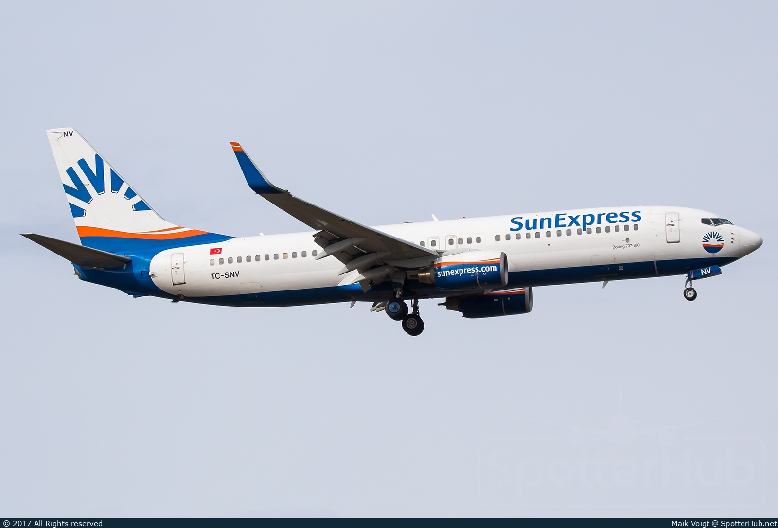 Photo of TC-SNV - Boeing 737-86J operated by SunExpress