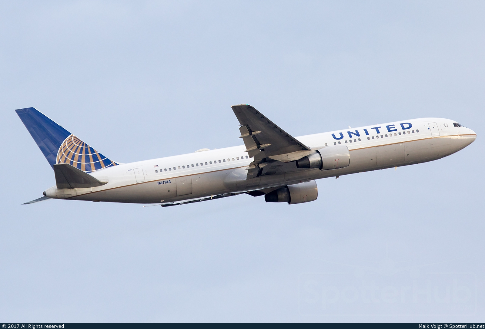 Photo of N651UA - Boeing 767-322(ER) operated by United Airlines