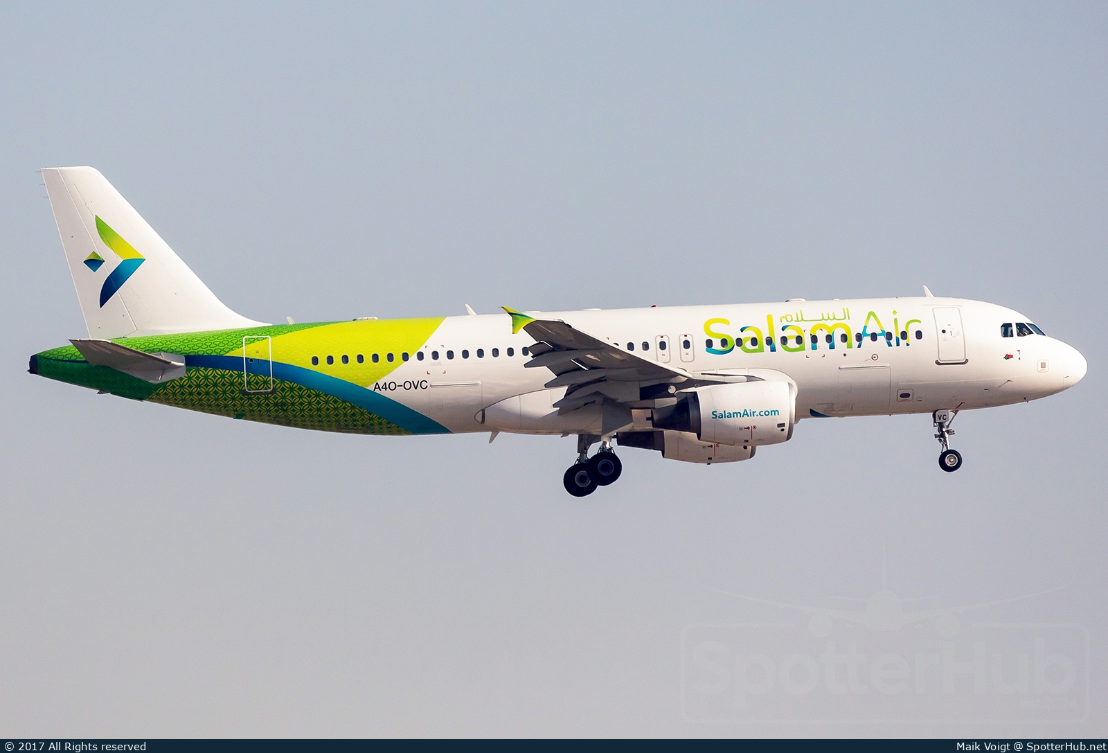 Photo of A4O-OVC - Airbus A320-214 operated by SalamAir