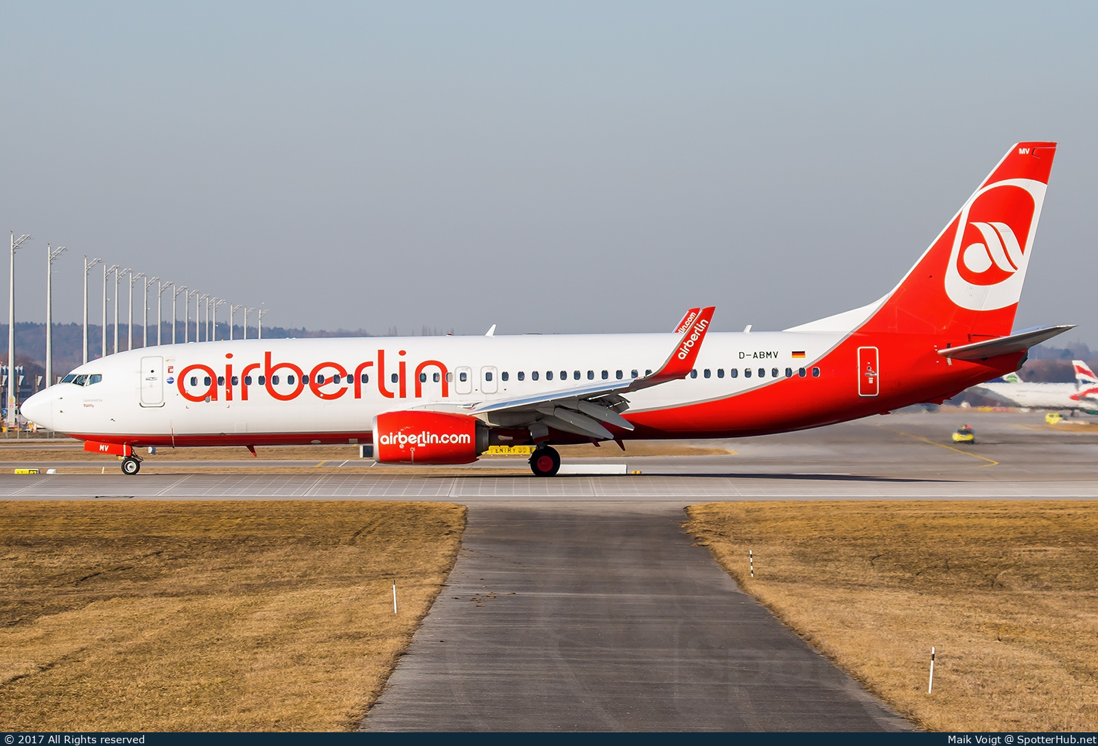 Photo of D-ABMV - Boeing 737-86J operated by Air Berlin
