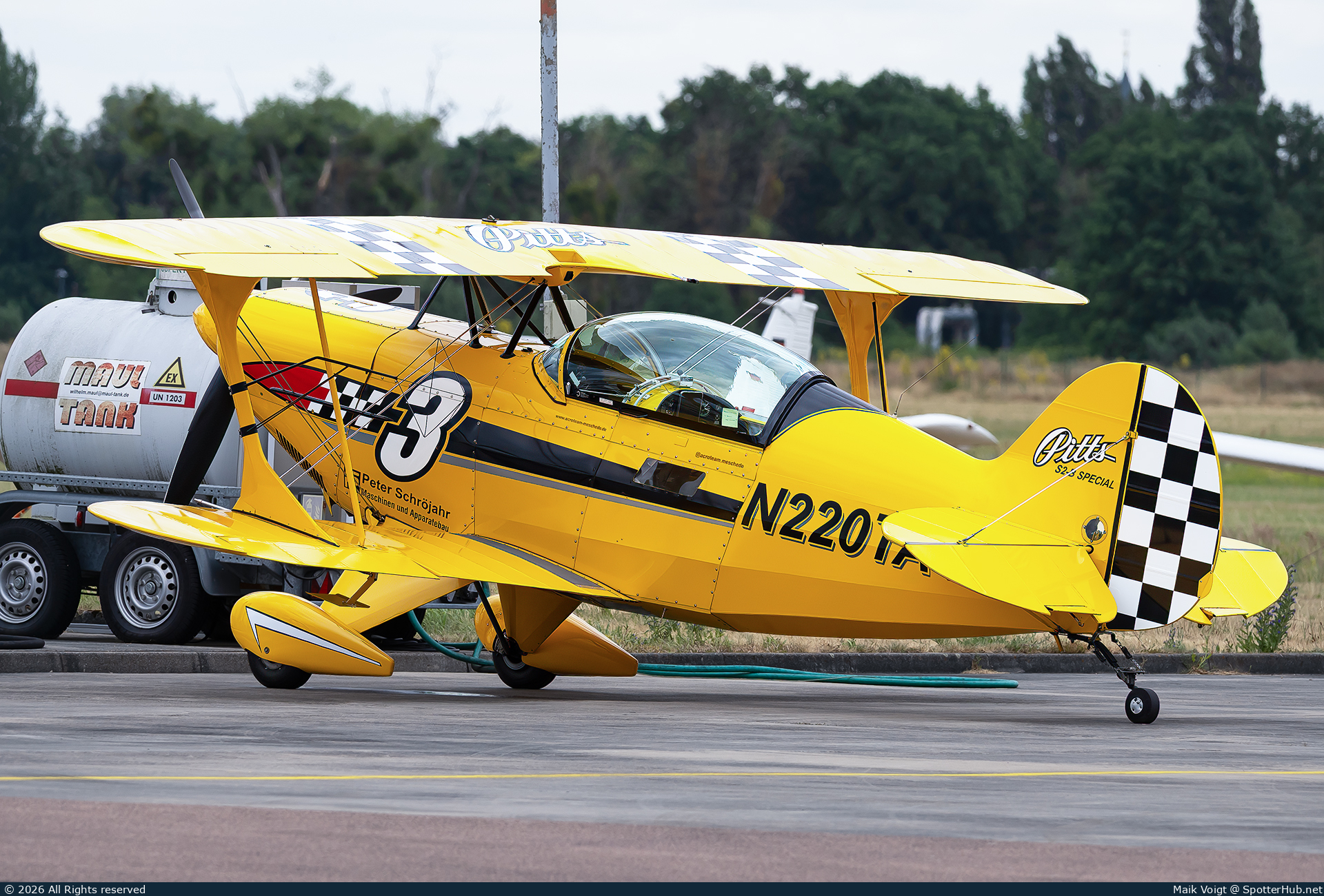 Photo of N220TA - Pitts S-2B Special operated by AcroTeam-Meschede