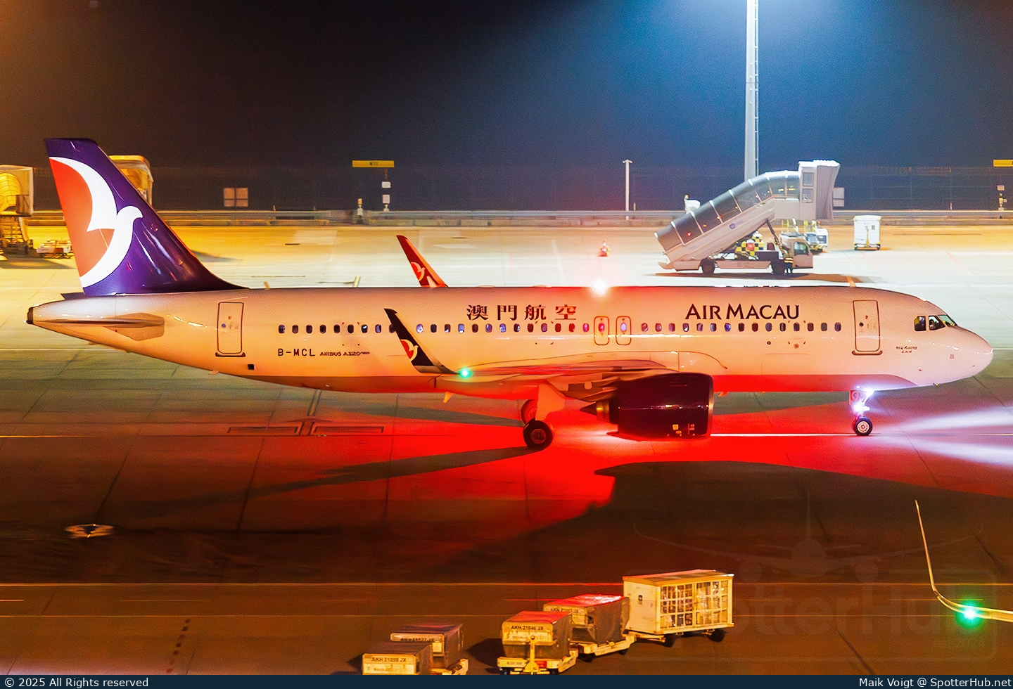 Photo of B-MCL - Airbus A320-271N operated by Air Macau