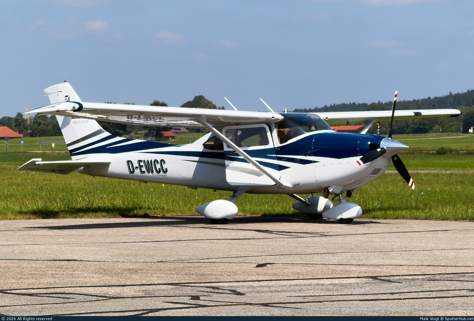 Photo of D-EWCC - Cessna 182T Skylane operated by Motorfliegerclub Warngau