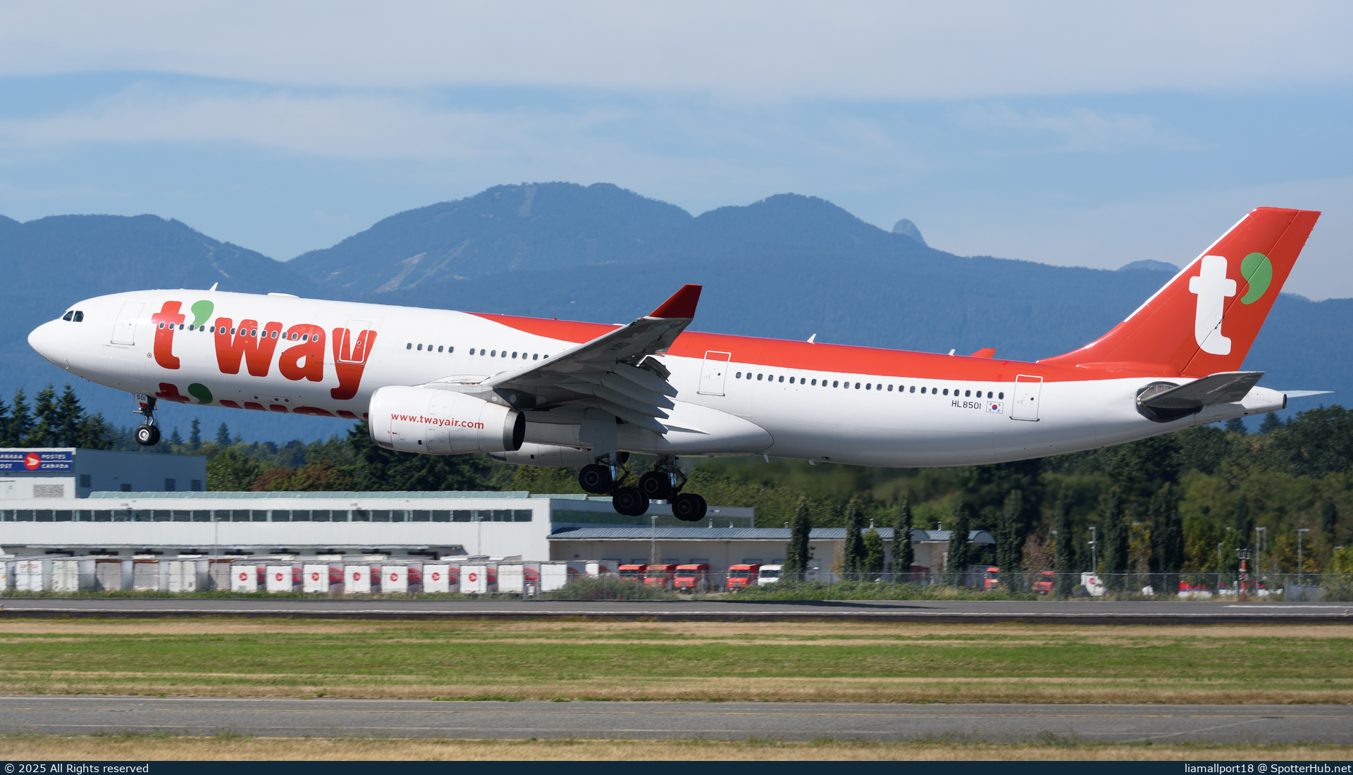 Photo of HL8501 - Airbus A330-343 operated by T'Way Air