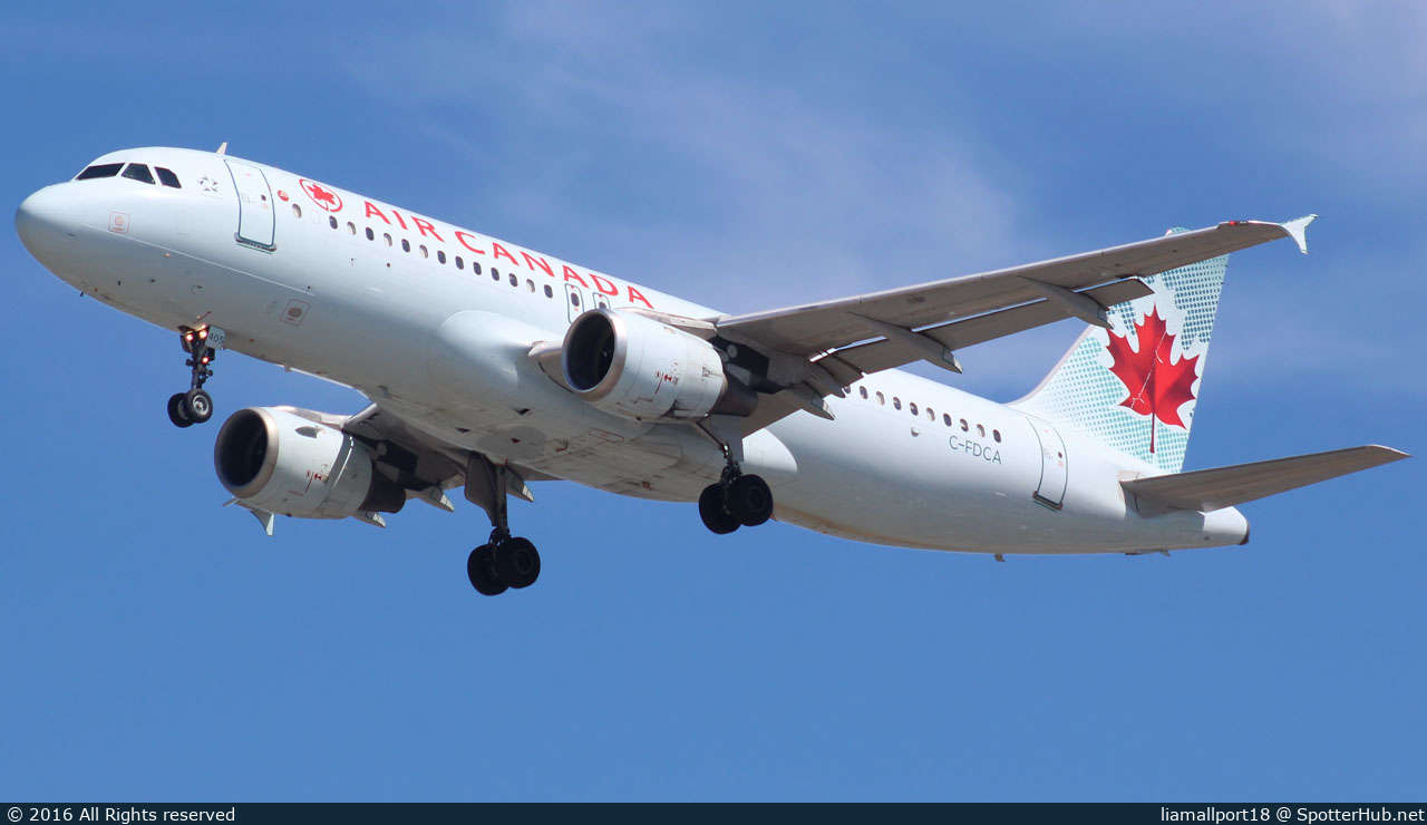 Photo of C-FDCA - Airbus A320-211 operated by Air Canada