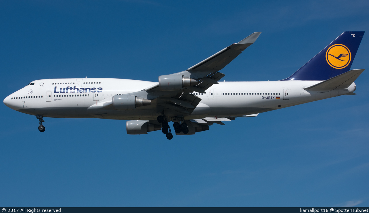 Photo of D-ABTK - Boeing 747-430 operated by Lufthansa