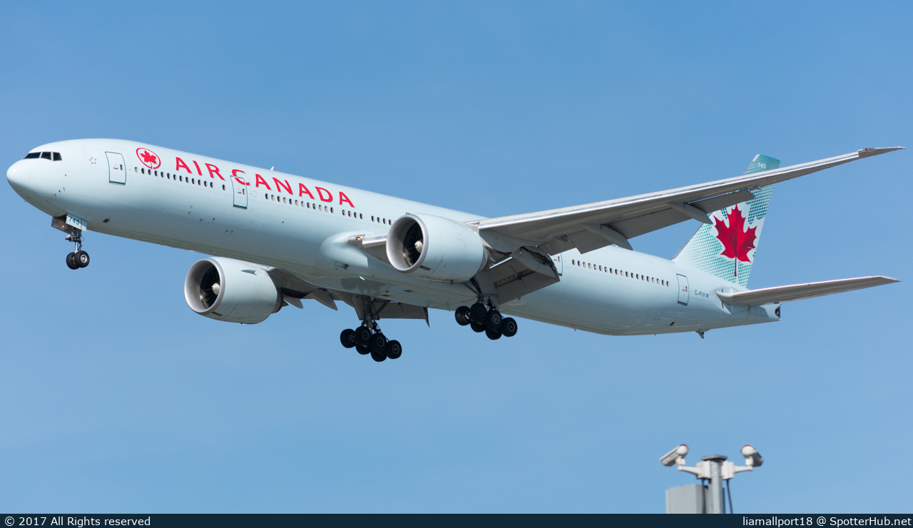 Photo of C-FIVW - Boeing 777-333(ER) operated by Air Canada