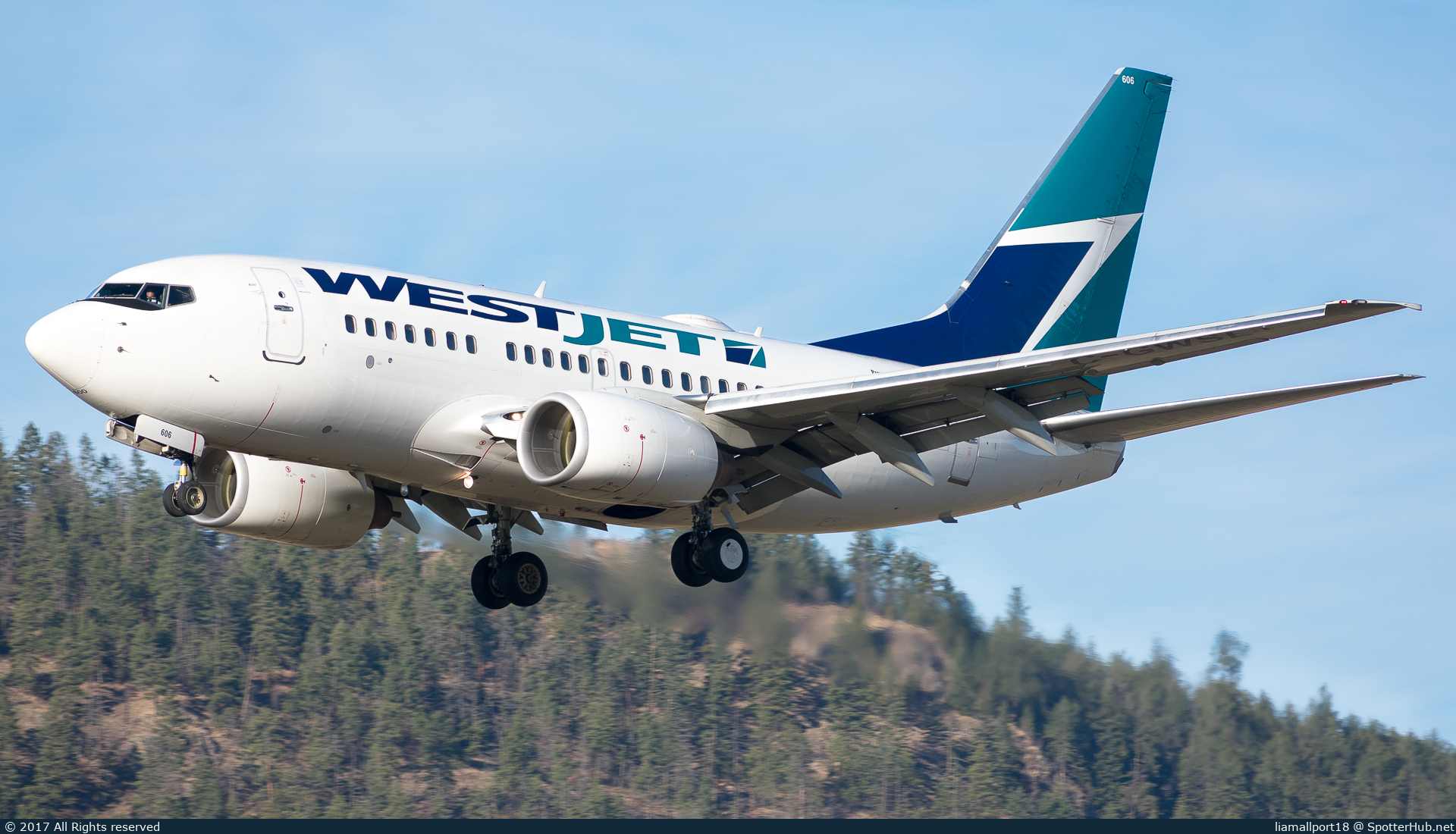 Photo of C-GWSL - Boeing 737-6CT operated by WestJet Airlines