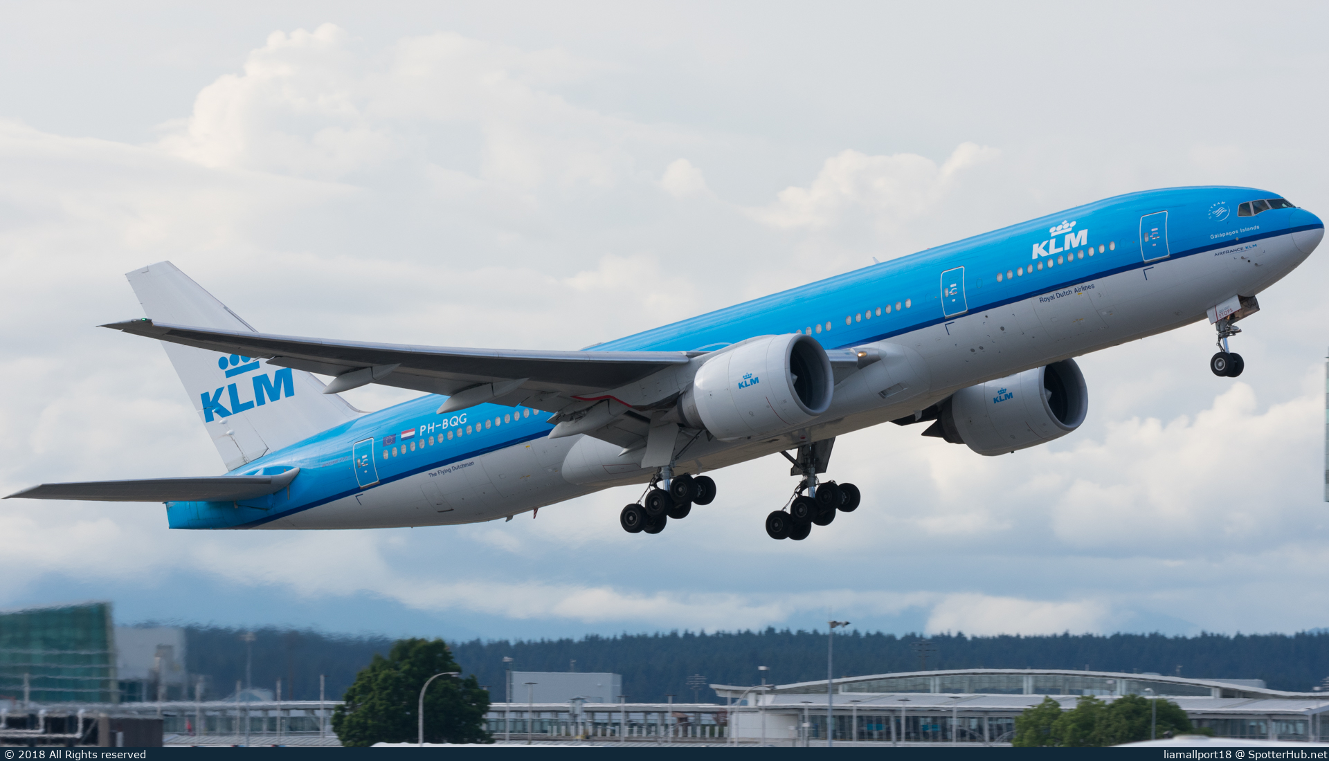 Photo of PH-BQG - Boeing 777-206(ER) operated by KLM Royal Dutch Airlines