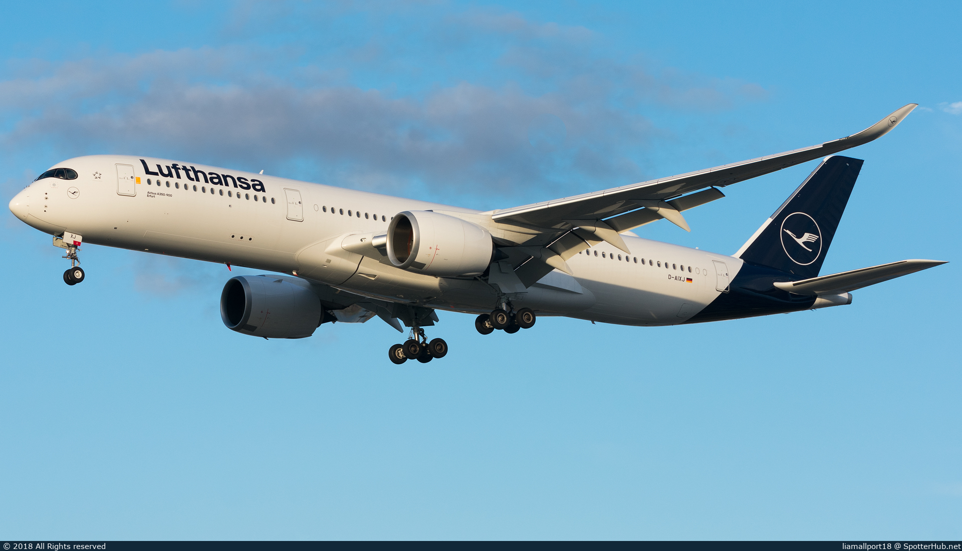 Photo of D-AIXJ - Airbus A350-941 operated by Lufthansa