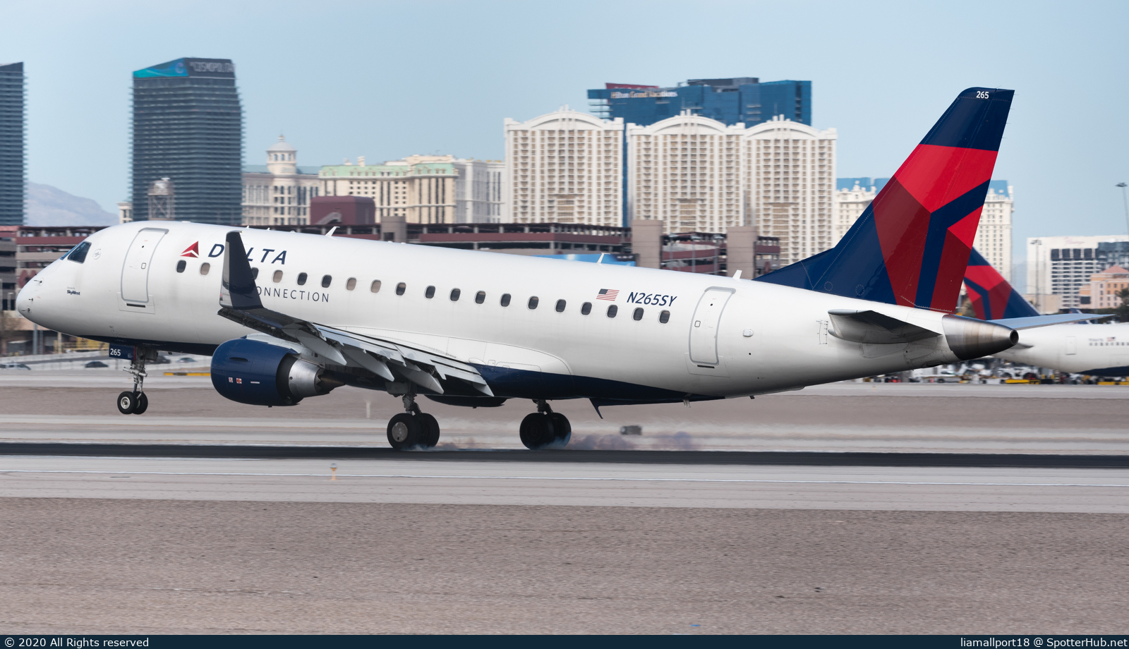 Photo of N265SY - Embraer ERJ-175LR operated by Delta Connection (opb SkyWest Airlines)