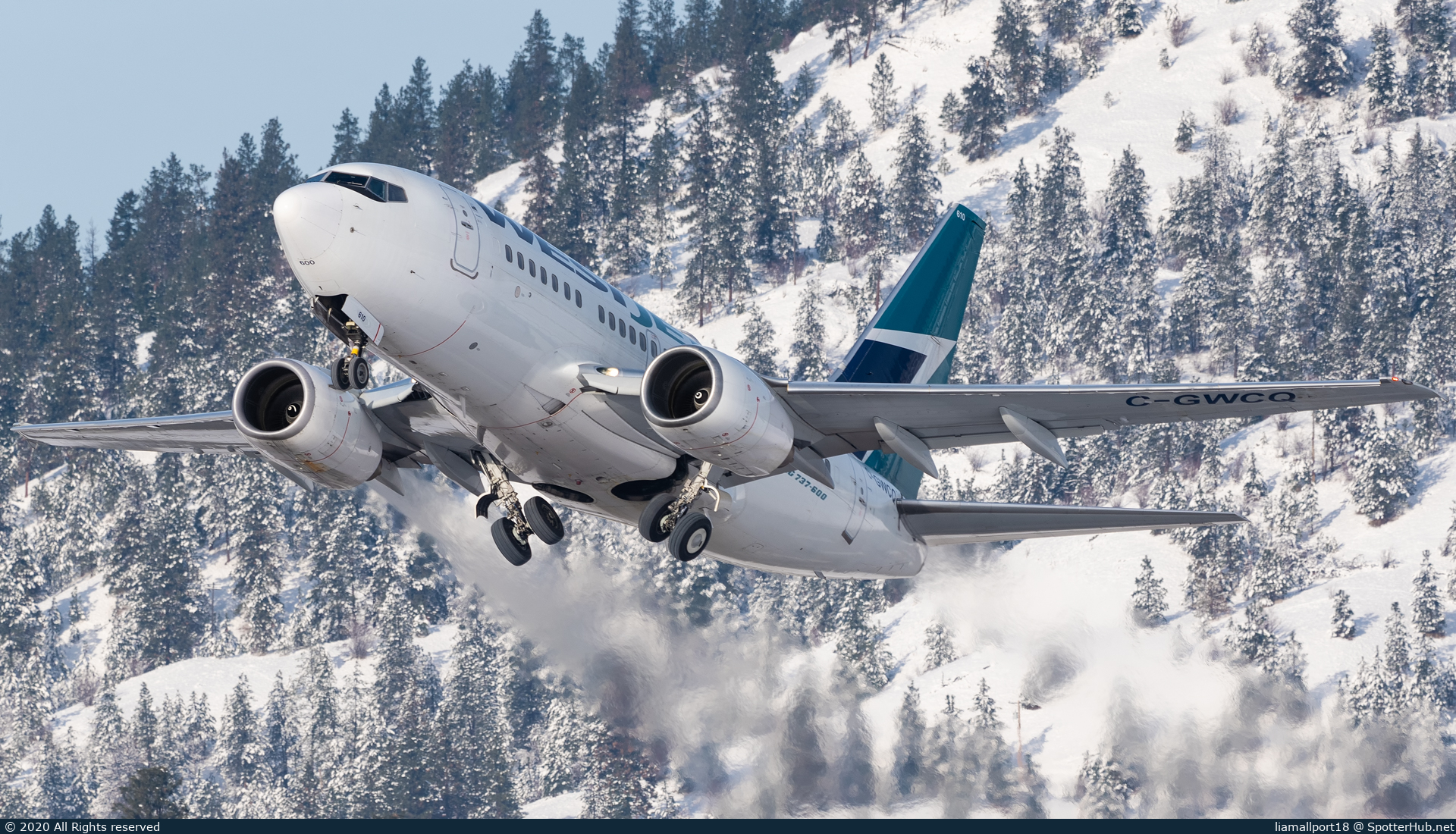Photo of C-GWCQ - Boeing 737-6CT operated by WestJet Airlines