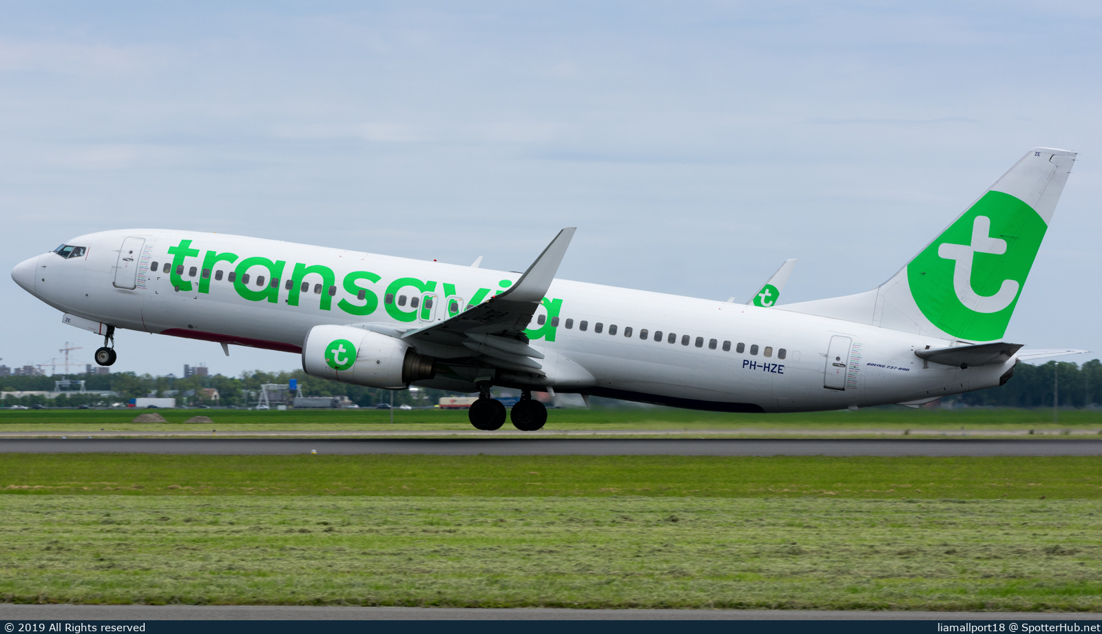 Photo of PH-HZE - Boeing 737-8K2 operated by Transavia