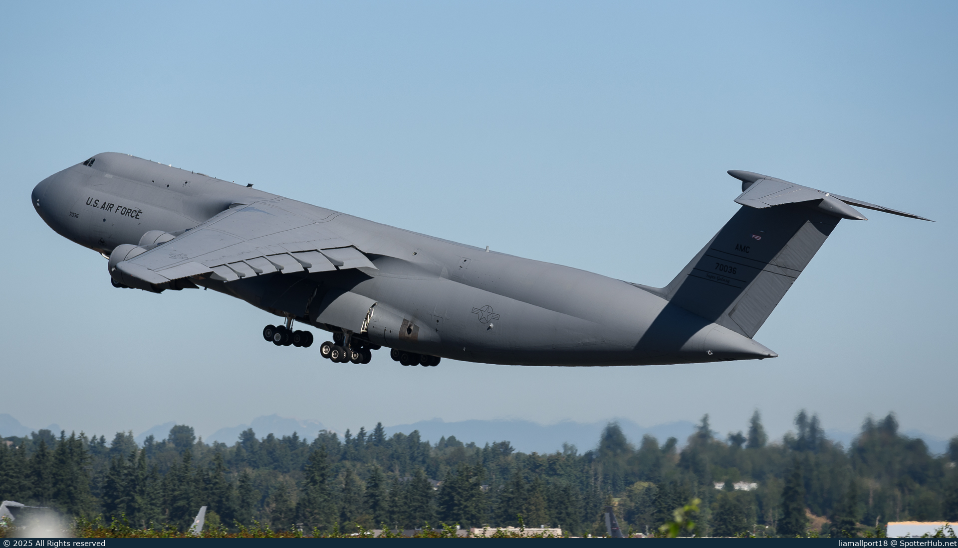 Photo of 87-0036 - Lockheed C-5M Super Galaxy operated by US Air Force