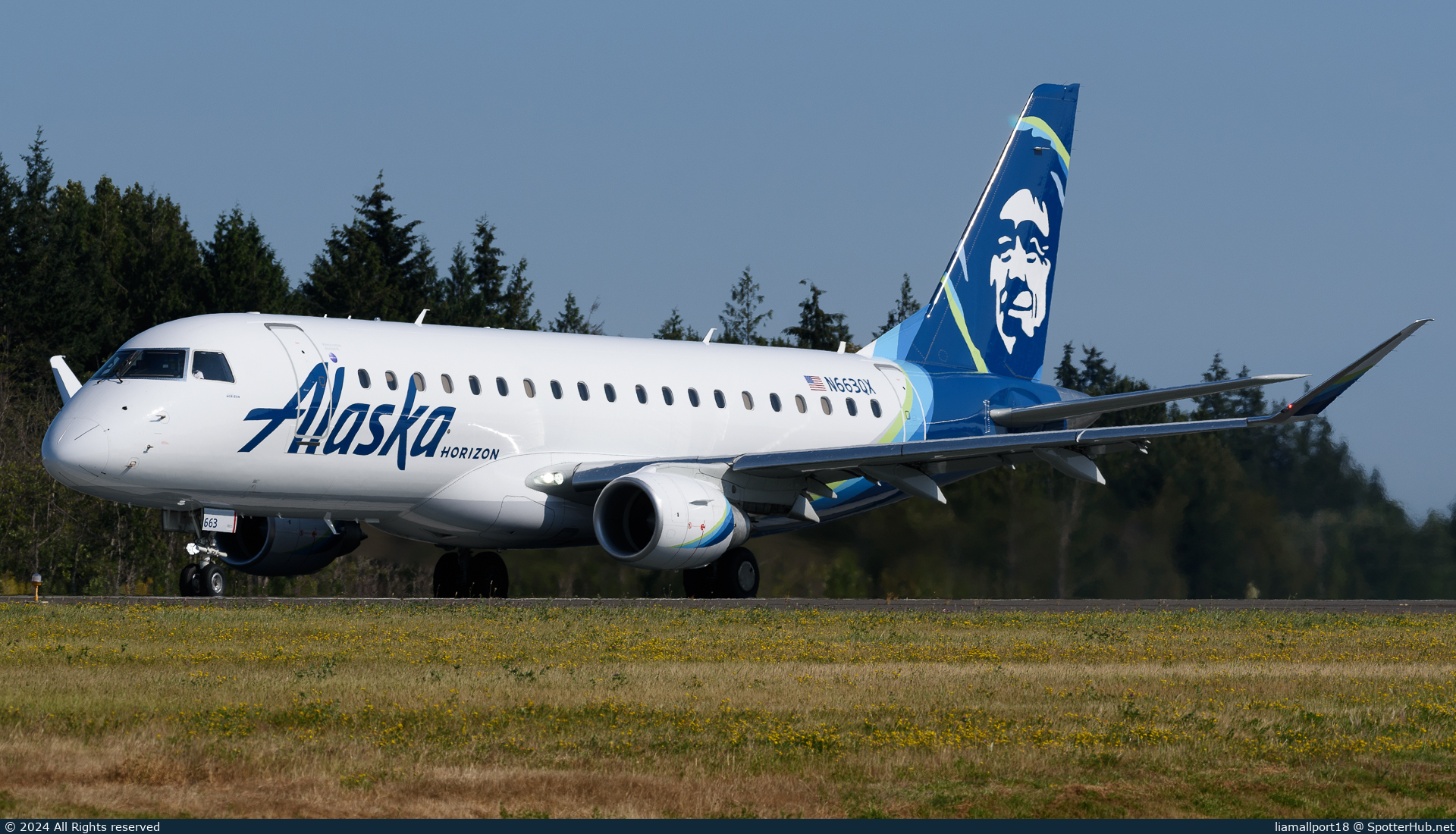 Photo of N663QX - Embraer ERJ-175LR operated by Alaska Airlines (opb Horizon Air)