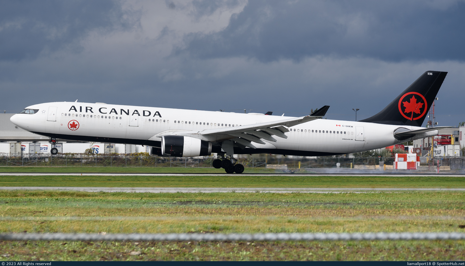 Photo of C-GHKW - Airbus A330-343 operated by Air Canada