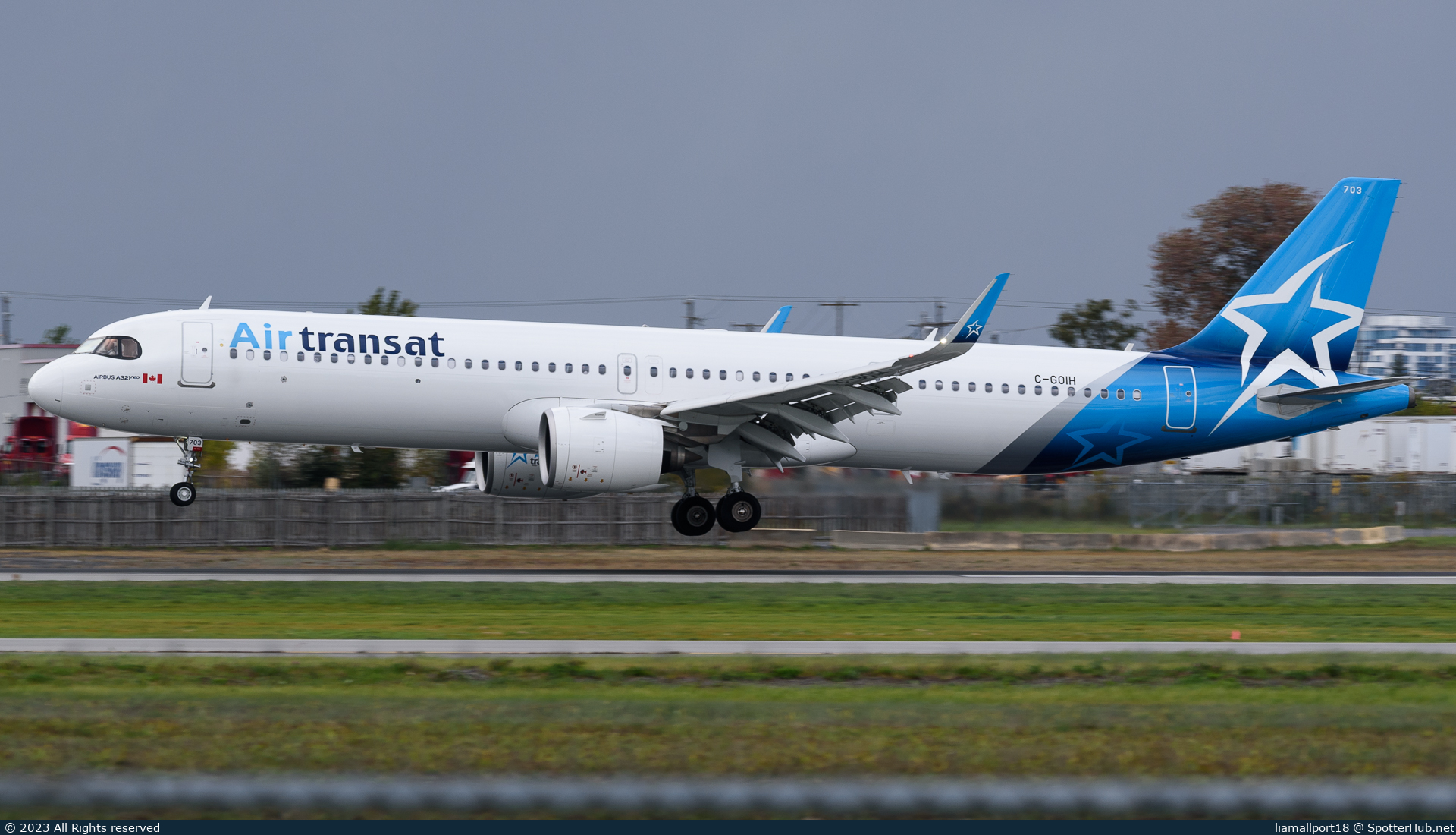 Photo of C-GOIH - Airbus A321-271NX operated by Air Transat