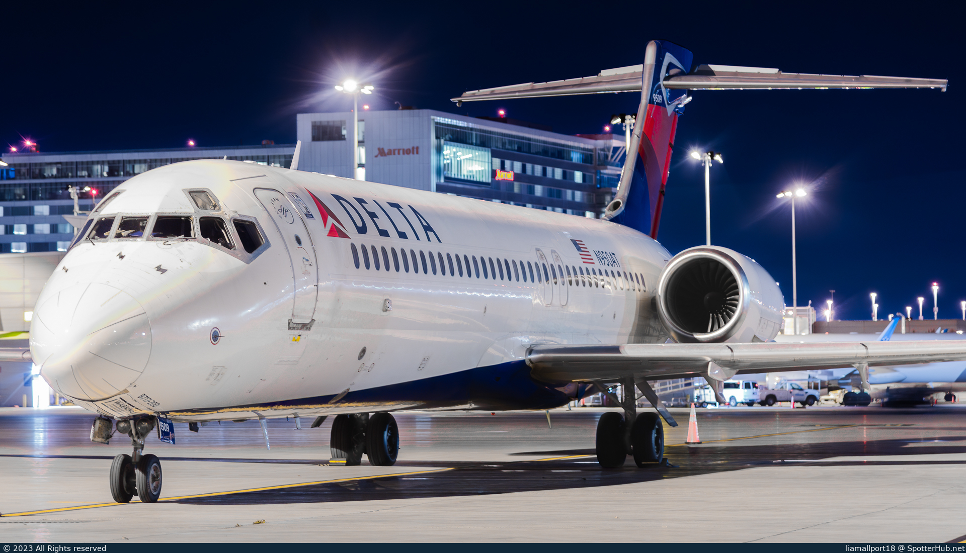 Photo of N950AT - Boeing 717-2BD operated by Delta Air Lines