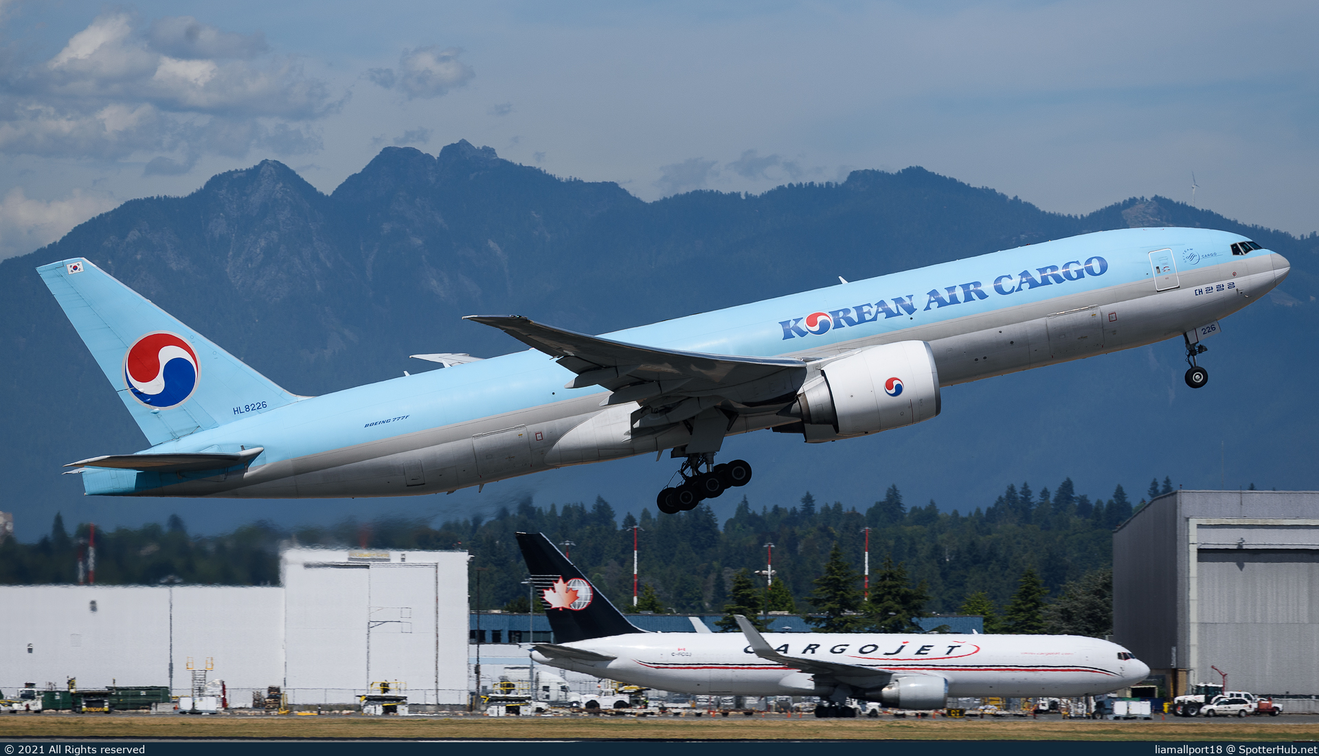 Photo of HL8226 - Boeing 777-FB5 operated by Korean Air Cargo