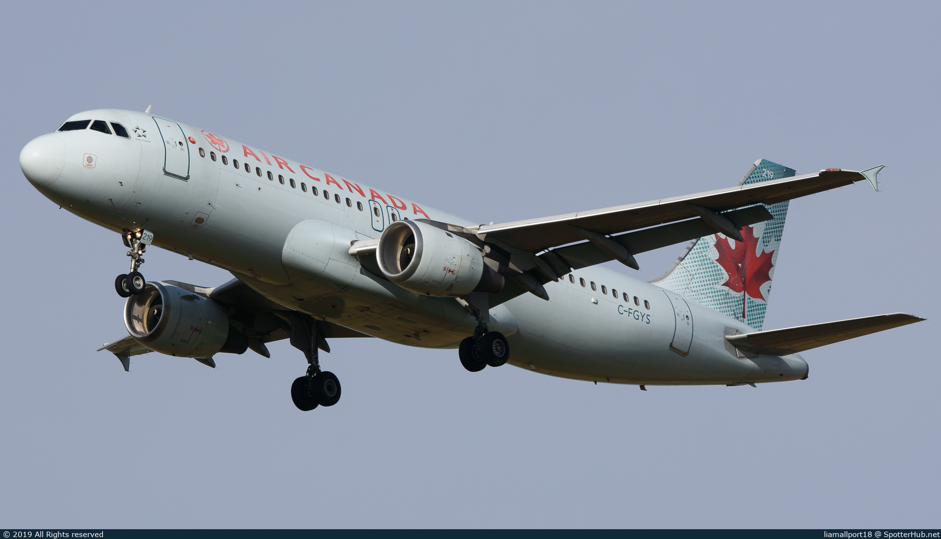 Photo of C-FGYS - Airbus A320-211 operated by Air Canada