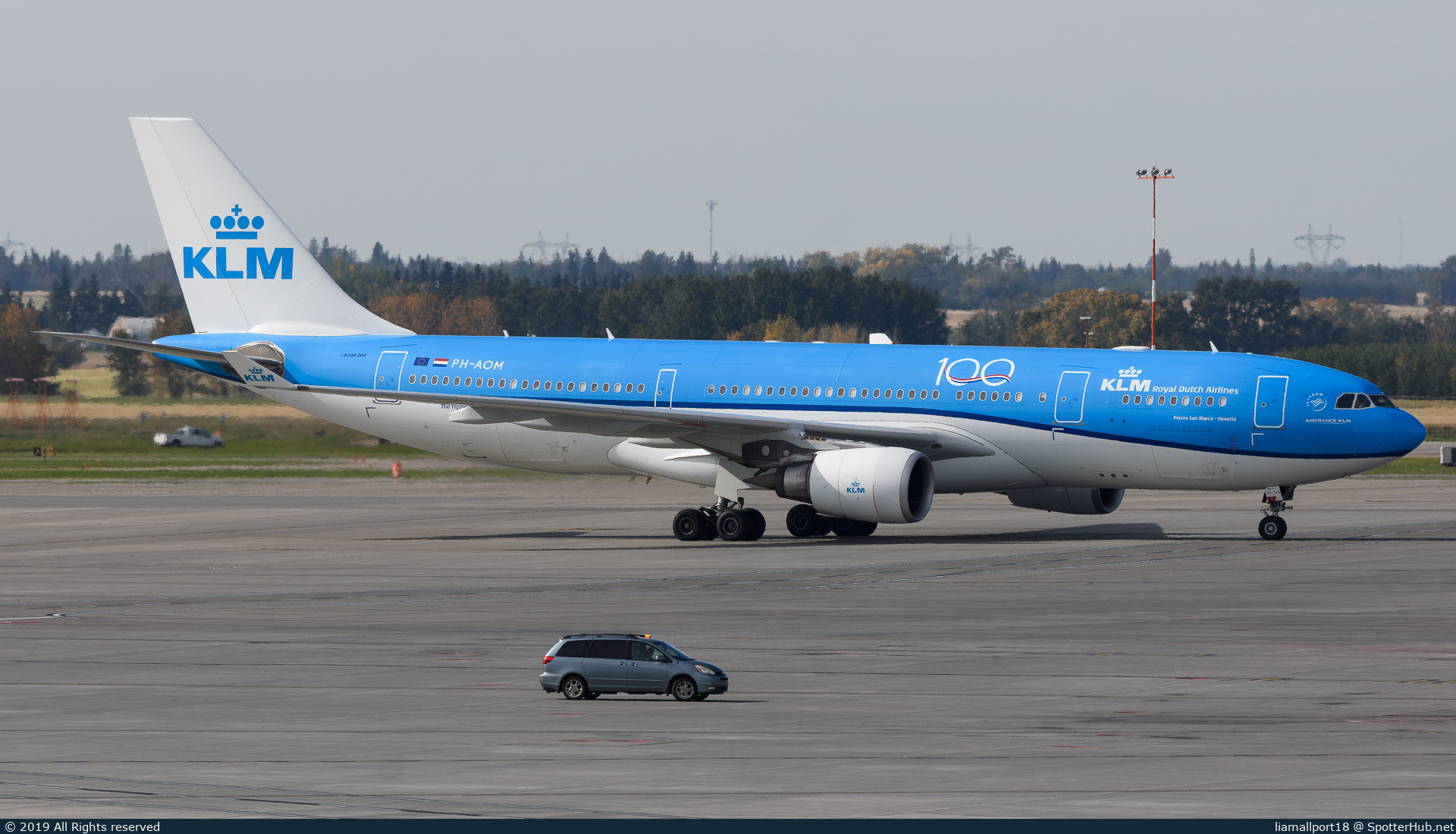 Photo of PH-AOM - Airbus A330-203 operated by KLM Royal Dutch Airlines
