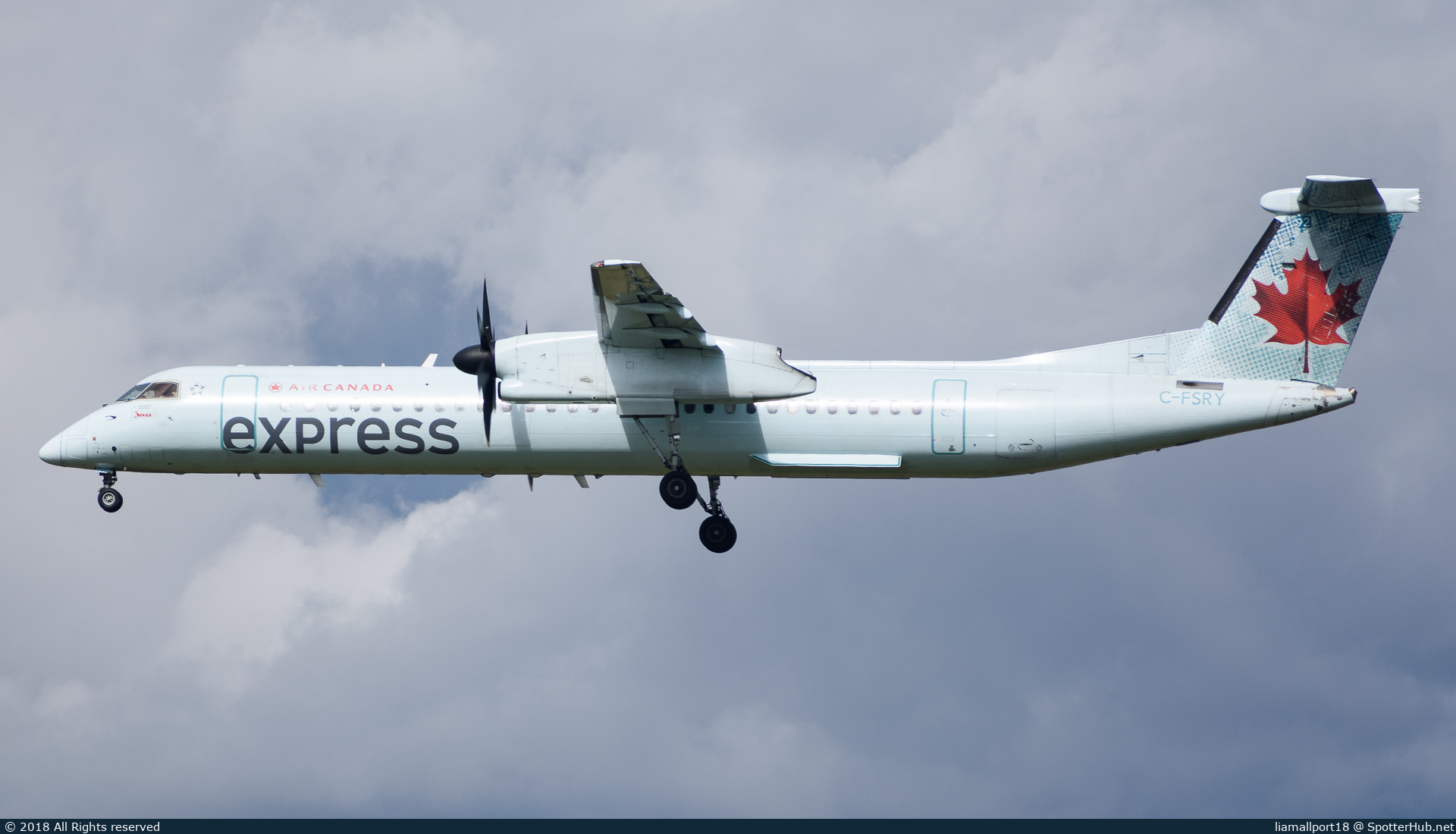 Photo of C-FSRY - Bombardier DHC-8-402 Dash 8 Q400 operated by Air Canada Express (opb Jazz Air)