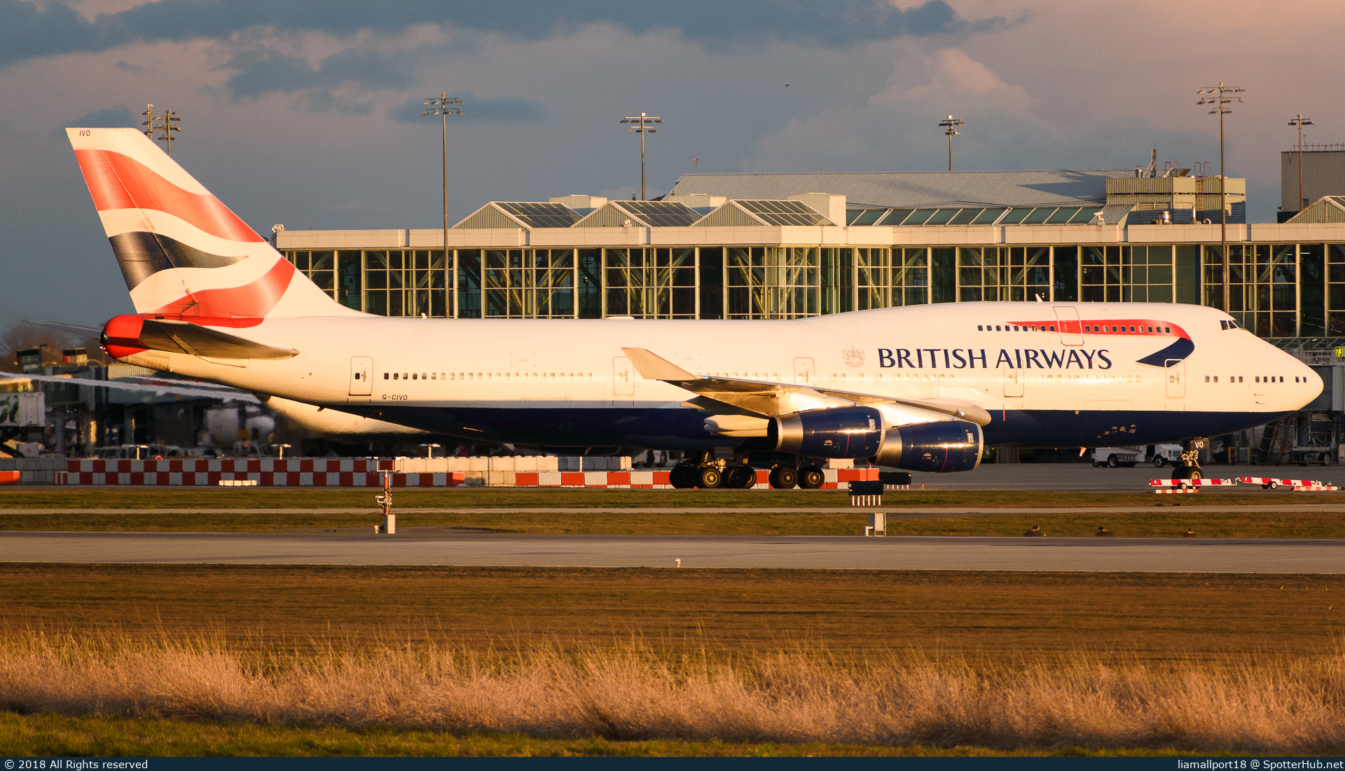 Photo of G-CIVO - Boeing 747-436 operated by British Airways