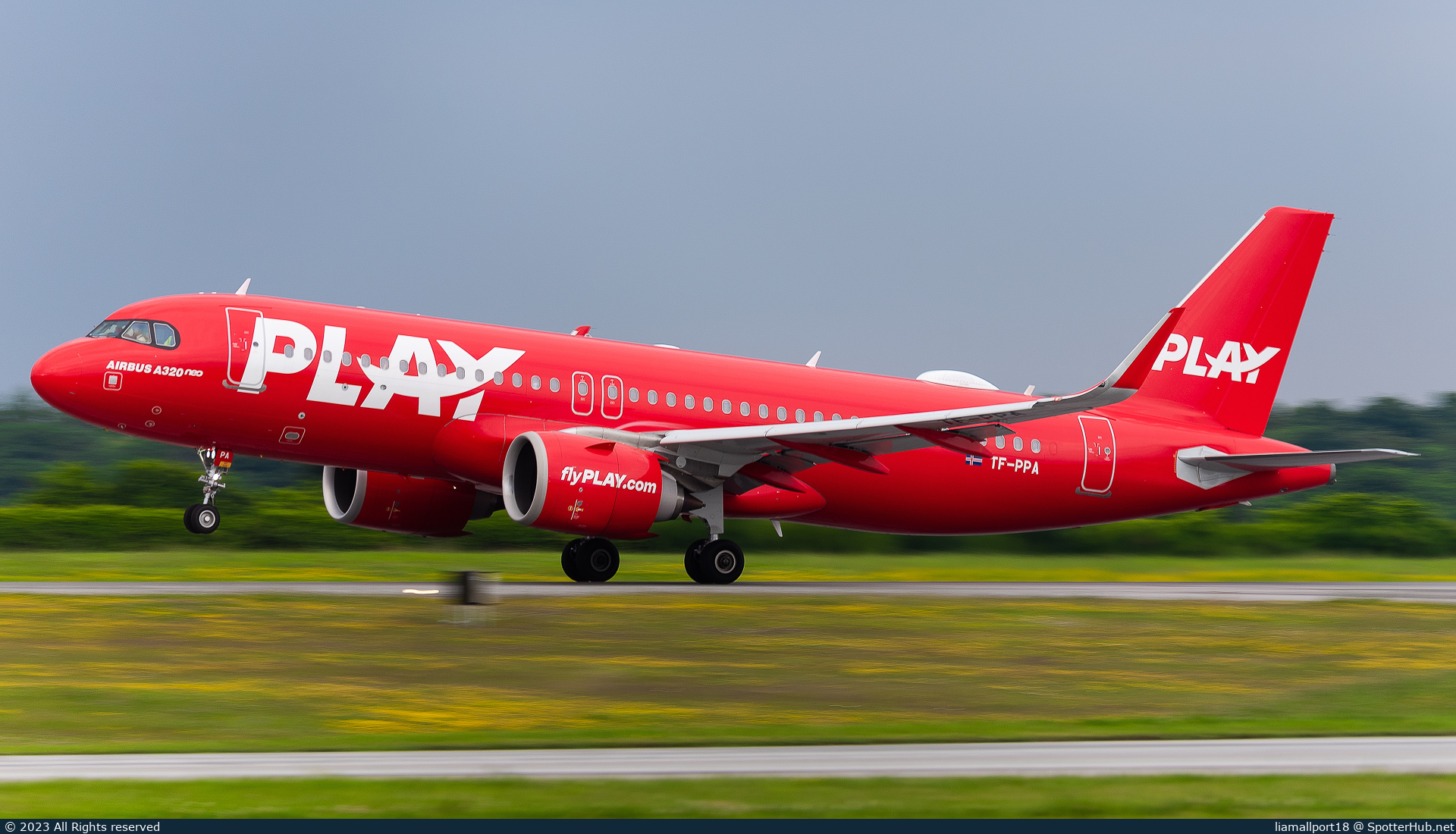 Photo of TF-PPA - Airbus A320-251N operated by PLAY